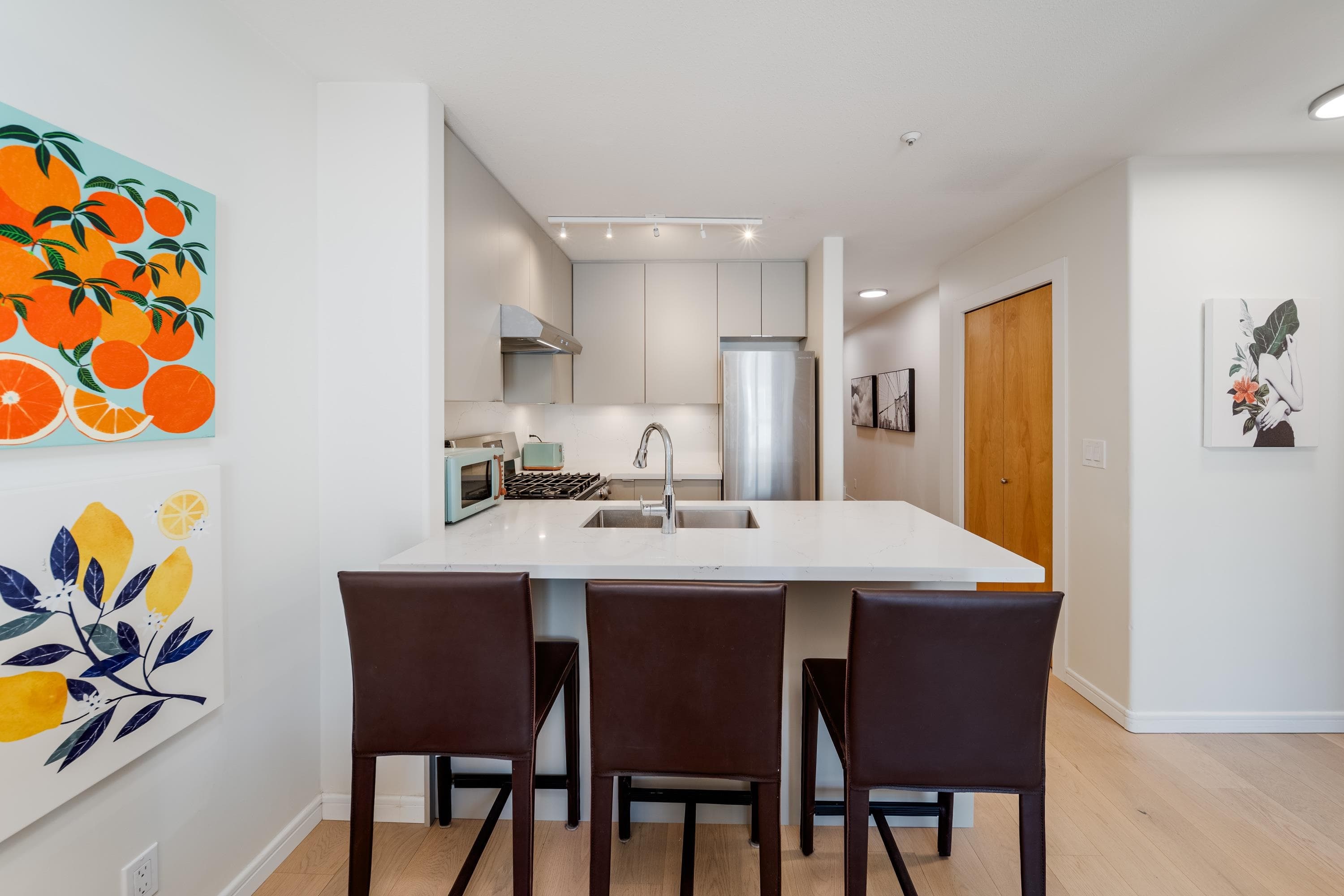 404 - 2688 Vine Street, Vancouver, V6K 4T6 — photo 2