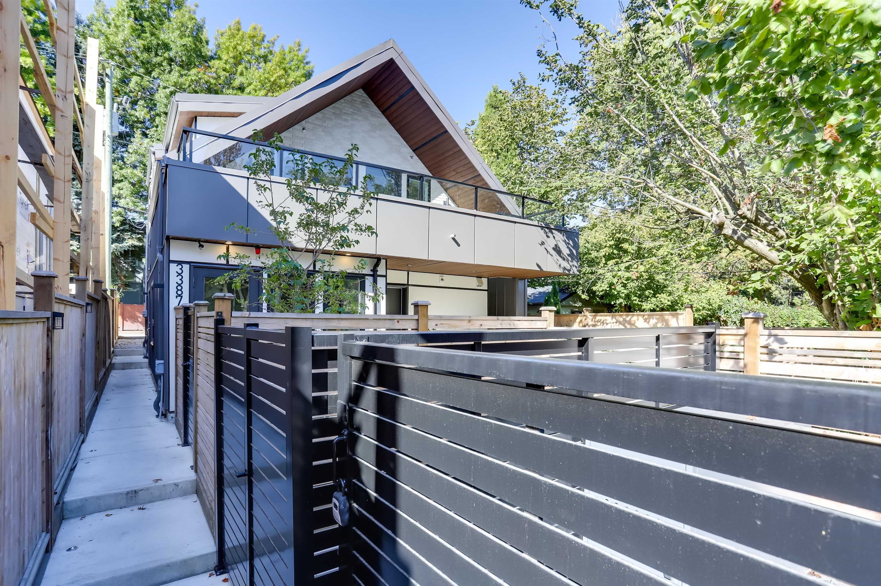 3387 Victoria Drive, Vancouver, V5N 4M3 — photo 2