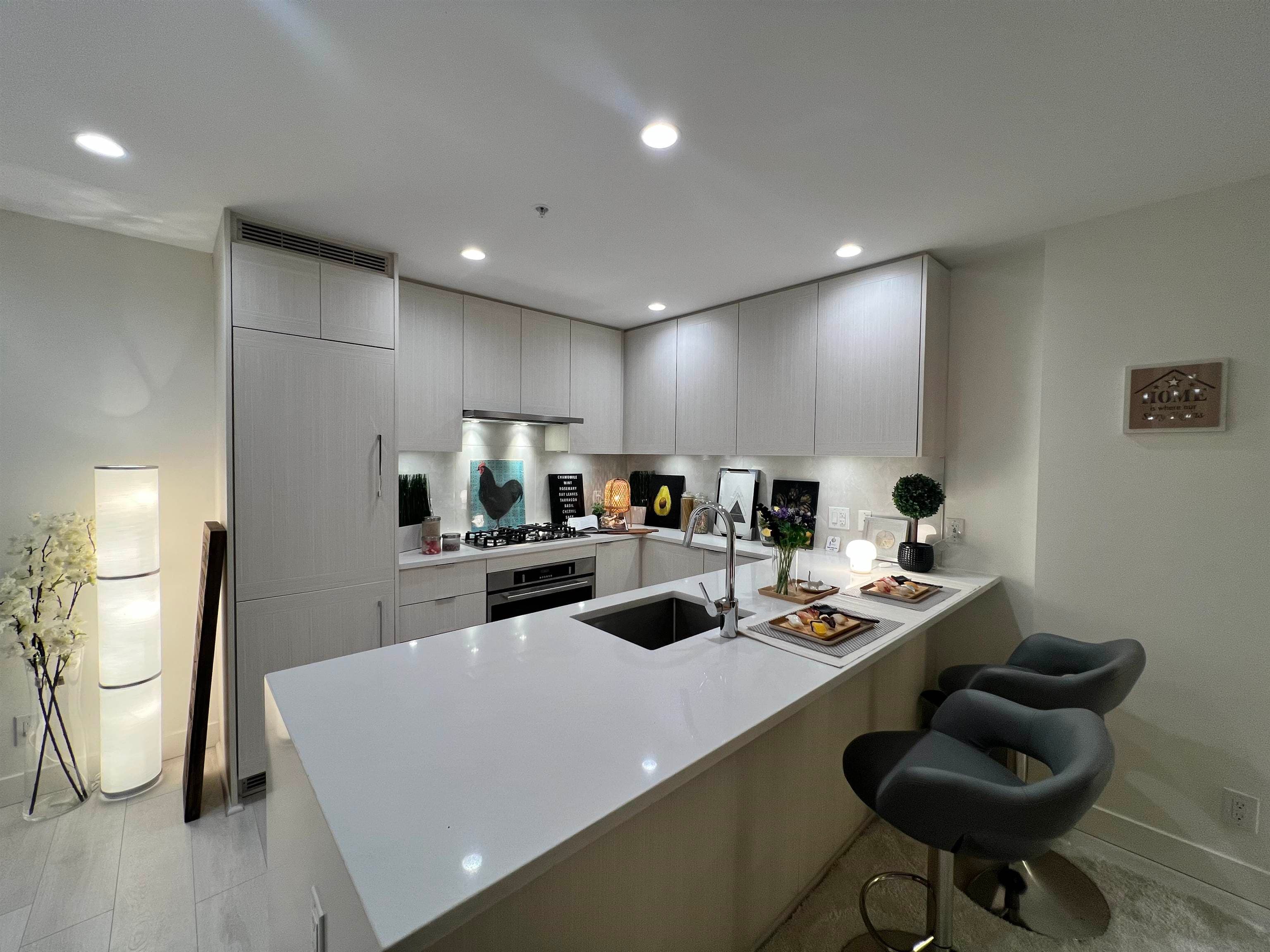 601 - 5051 Imperial Street, Burnaby, V5J 0J3 — photo 4
