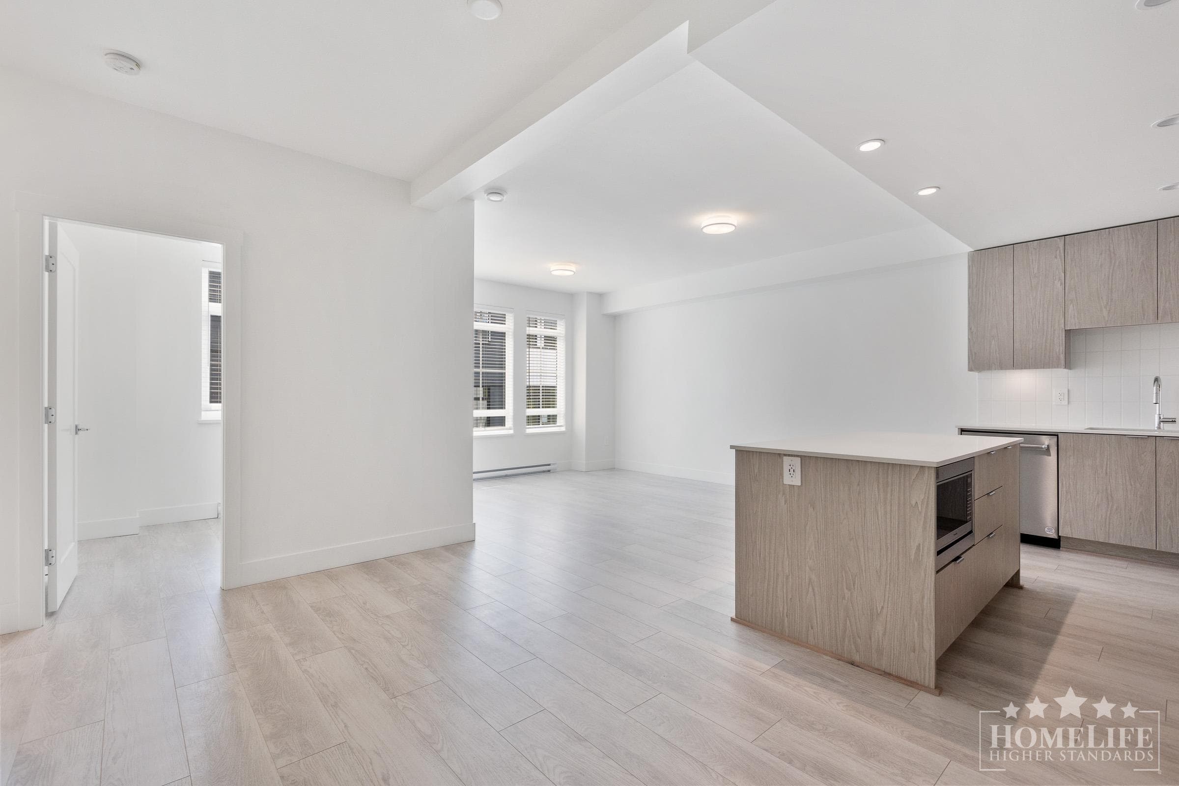 45 - 2075 Oak Meadows Drive, Surrey, V3Z 1J6 — photo 3