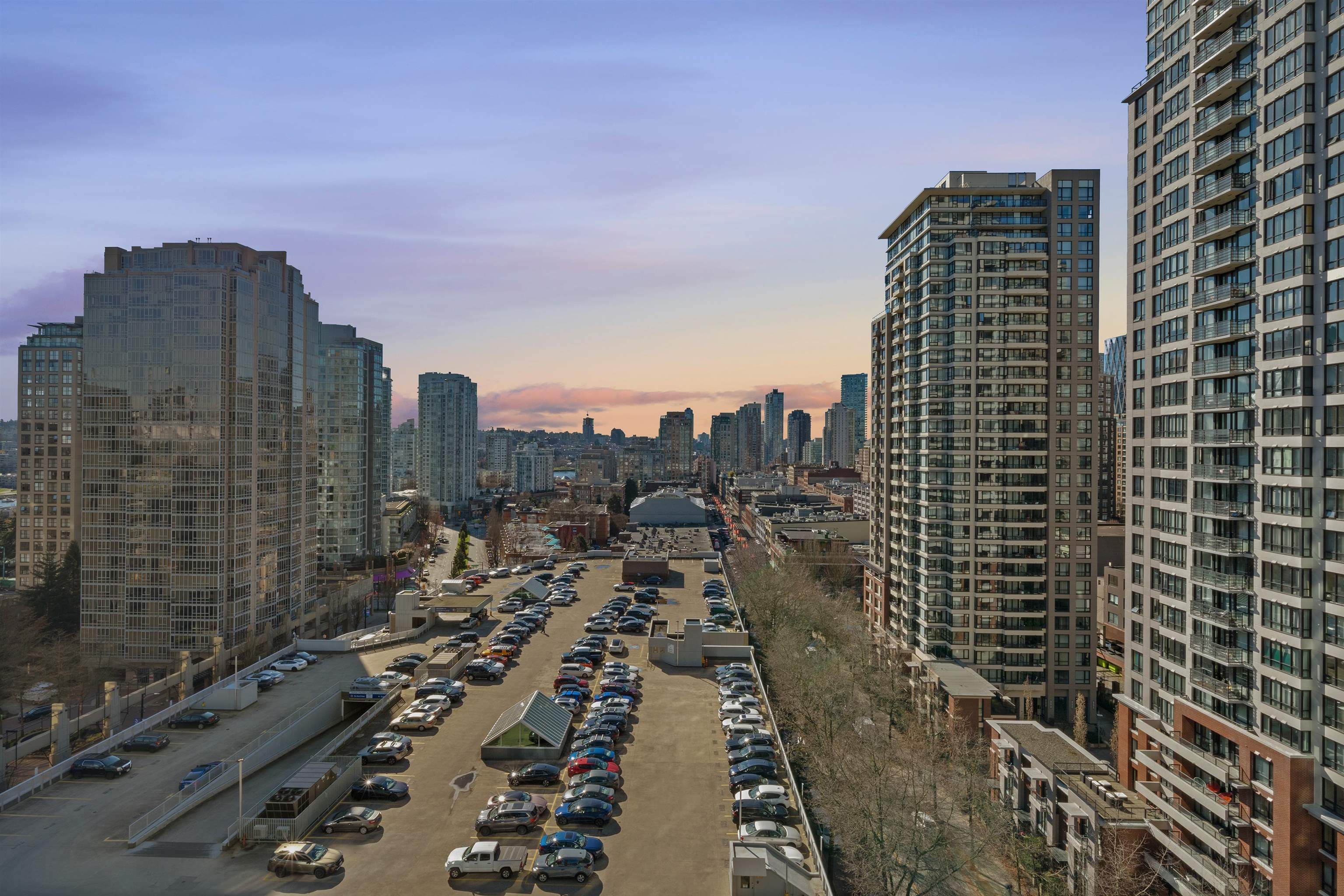1201 - 888 Hamilton Street, Vancouver, V6B 5W4 — photo 4