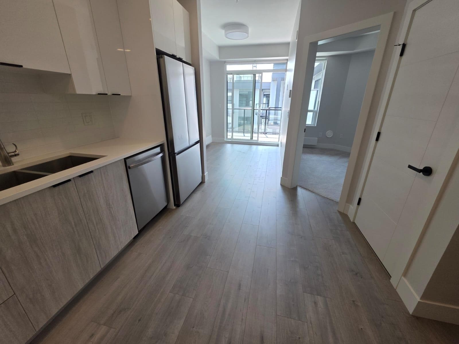 621 - 13458 95th Avenue, Surrey, V3V 0H1 — photo 3