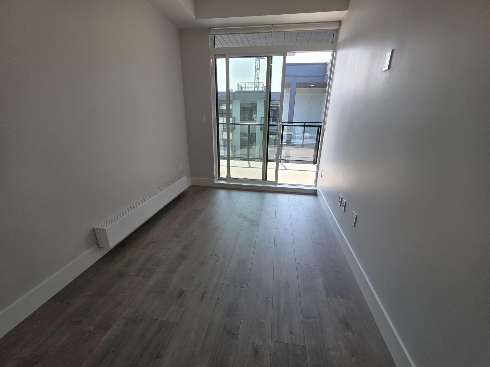 621 - 13458 95th Avenue, Surrey, V3V 0H1 — photo 4