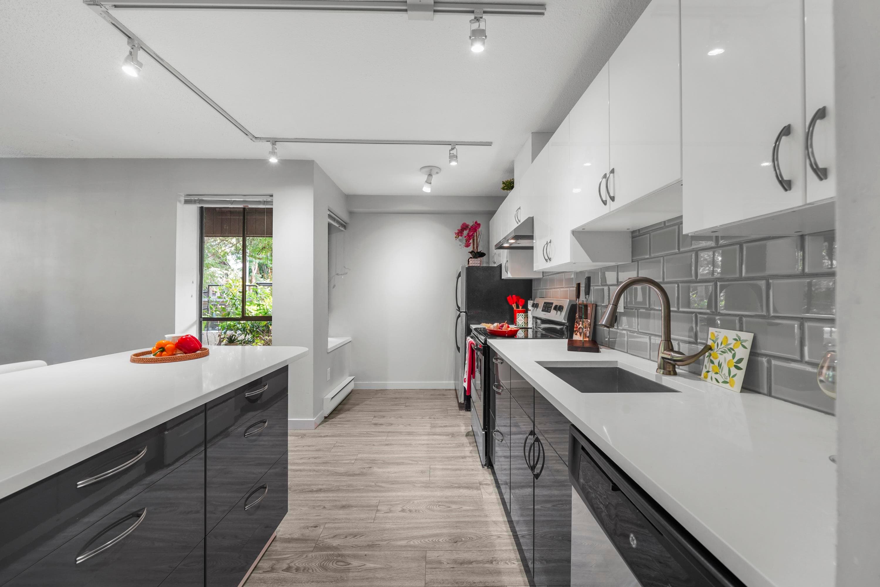 104 - 2920 Ash Street, Vancouver, V5Z 4A6 — photo 1
