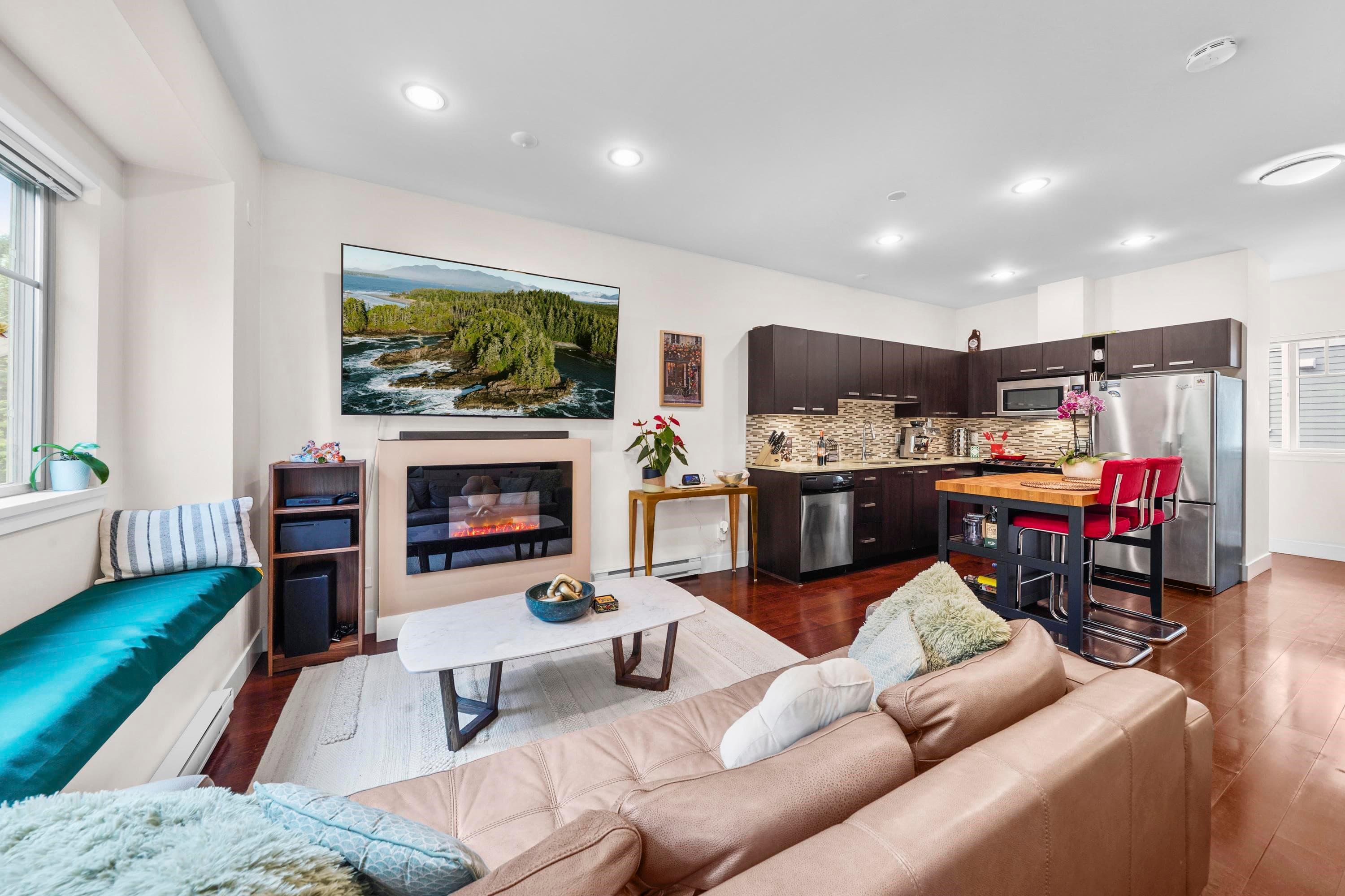 118 - 3382 Viewmount Drive, Port Moody — sold