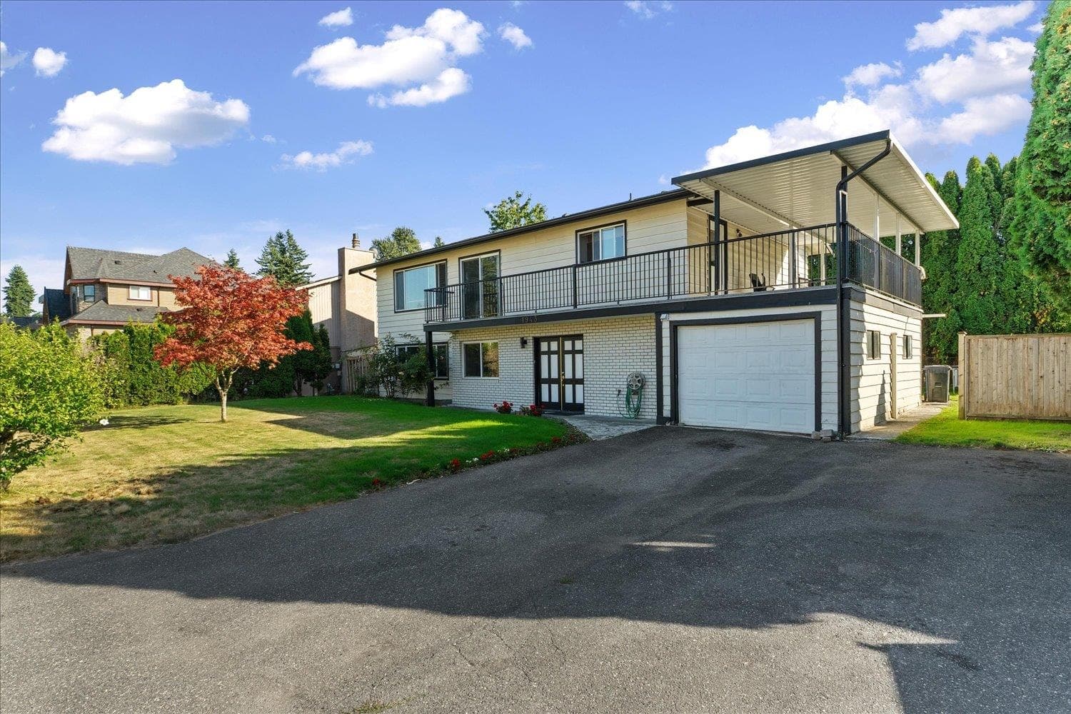 1943 Catalina Crescent, Abbotsford, V2T 3W2 — photo 4