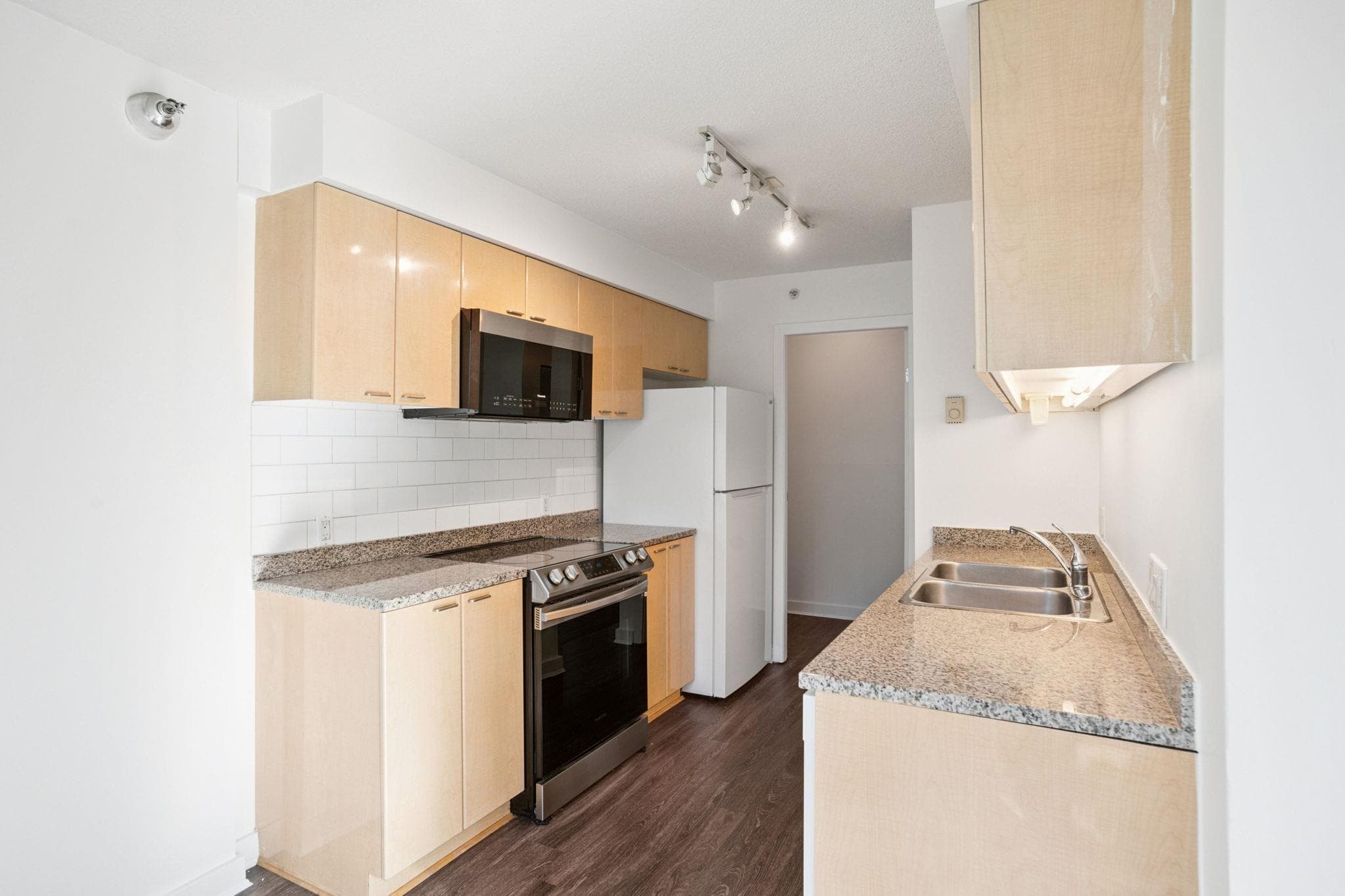 508 - 1200 W Georgia Street, Vancouver, V6E 4R2 — photo 5