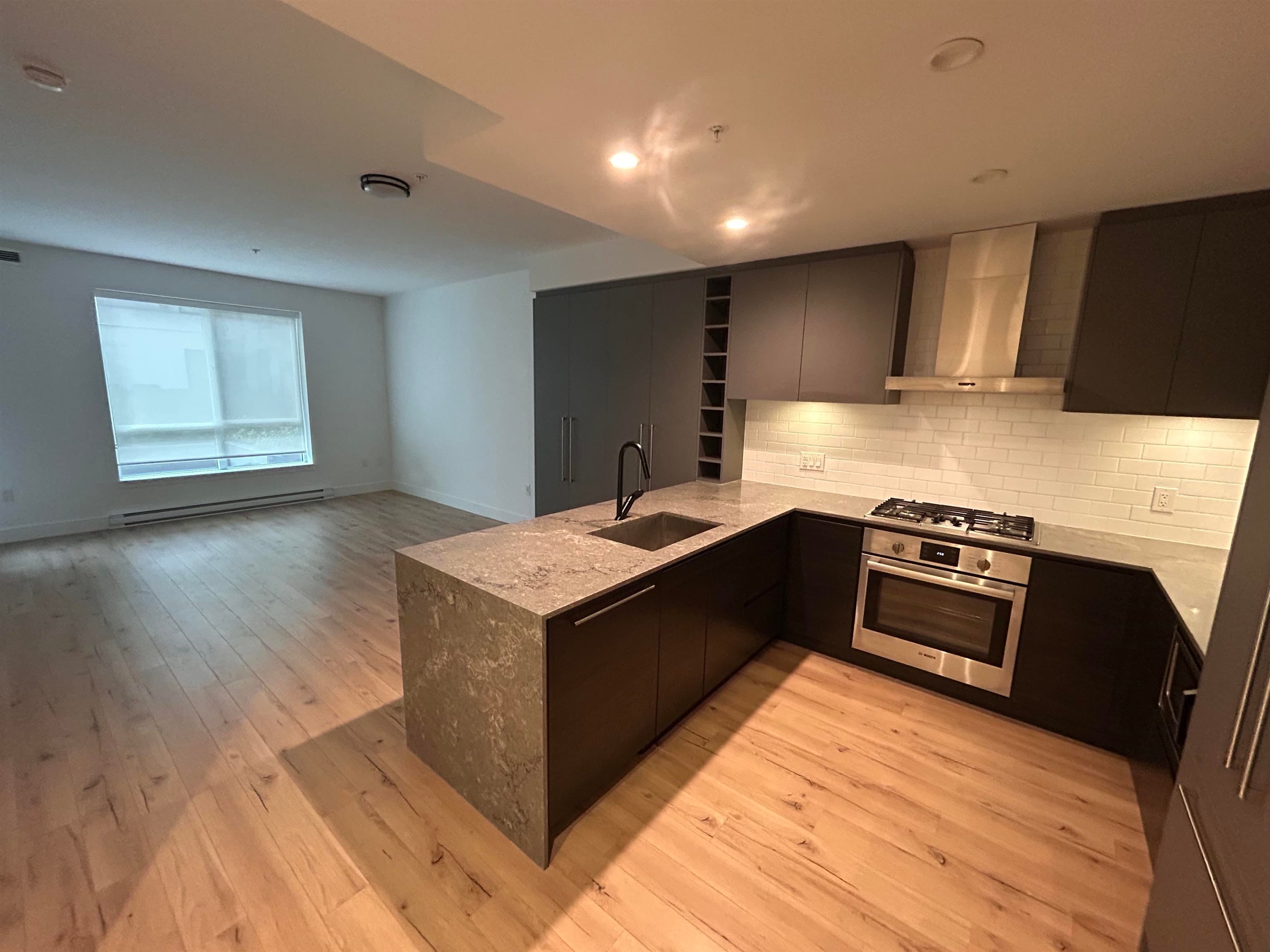 225 - 3131 Murray Street, Port Moody, V3H 0L9 — photo 4