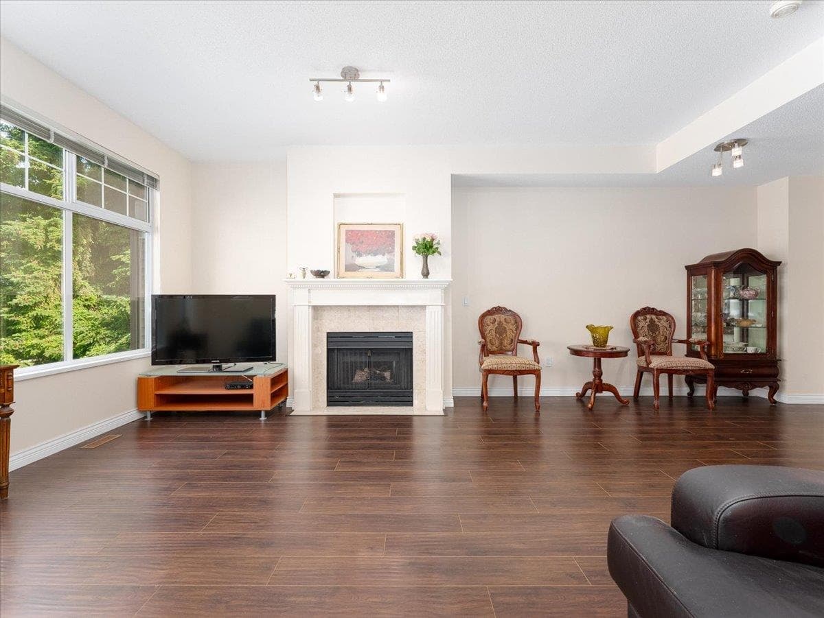 72 - 5950 Oakdale Road, Burnaby, V5H 4R5 — photo 3