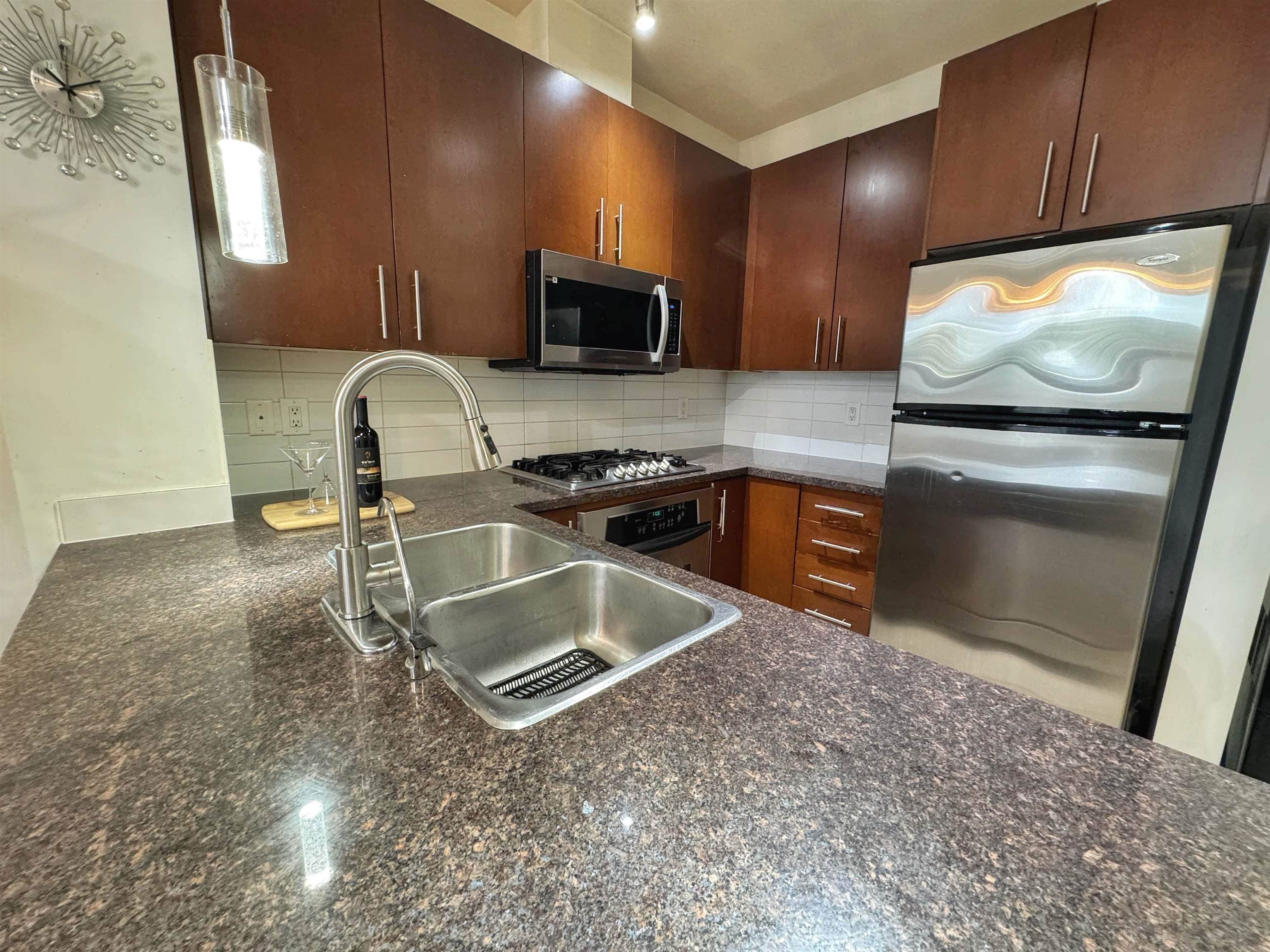 415 - 3651 Foster Avenue, Vancouver, V5R 0A2 — photo 5