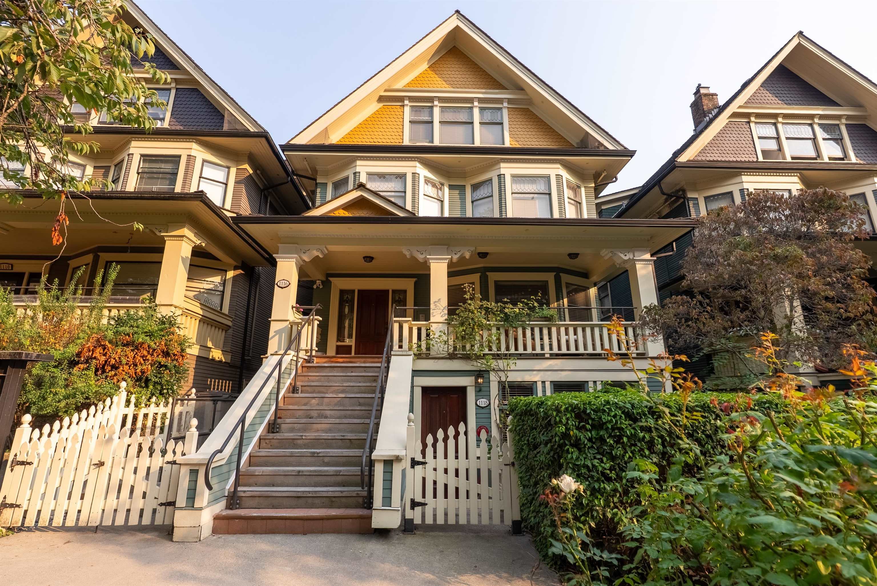 2 - 1116 Bute Street, Vancouver