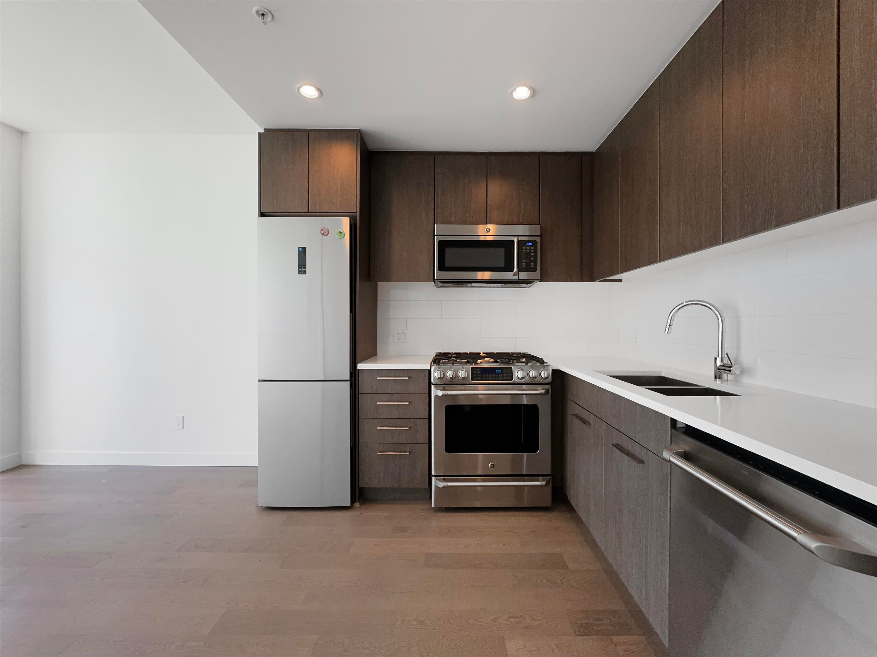 #9xx