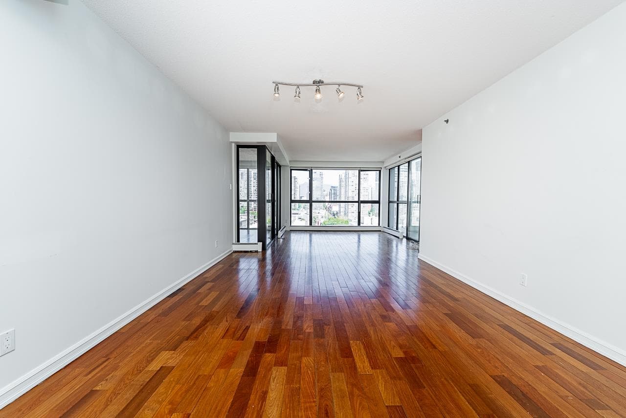 1304 - 283 Davie Street, Vancouver, V6B 5T6 — photo 5