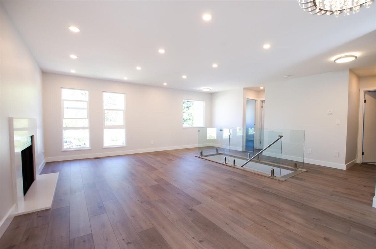 2954 Bouthot Court, Coquitlam, V3C 4S2 — photo 2