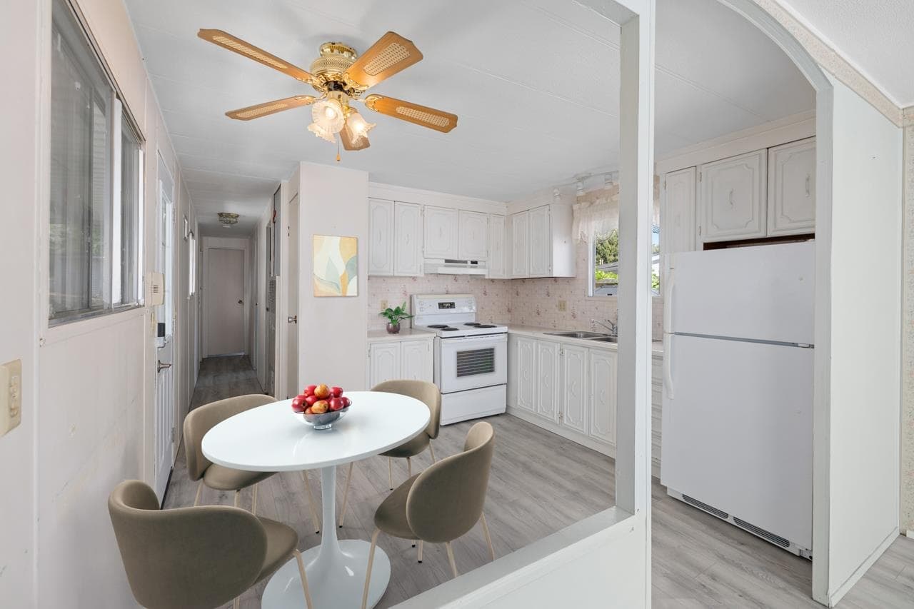 176 - 1840 160 Street, Surrey, V4A 4X4 — photo 3