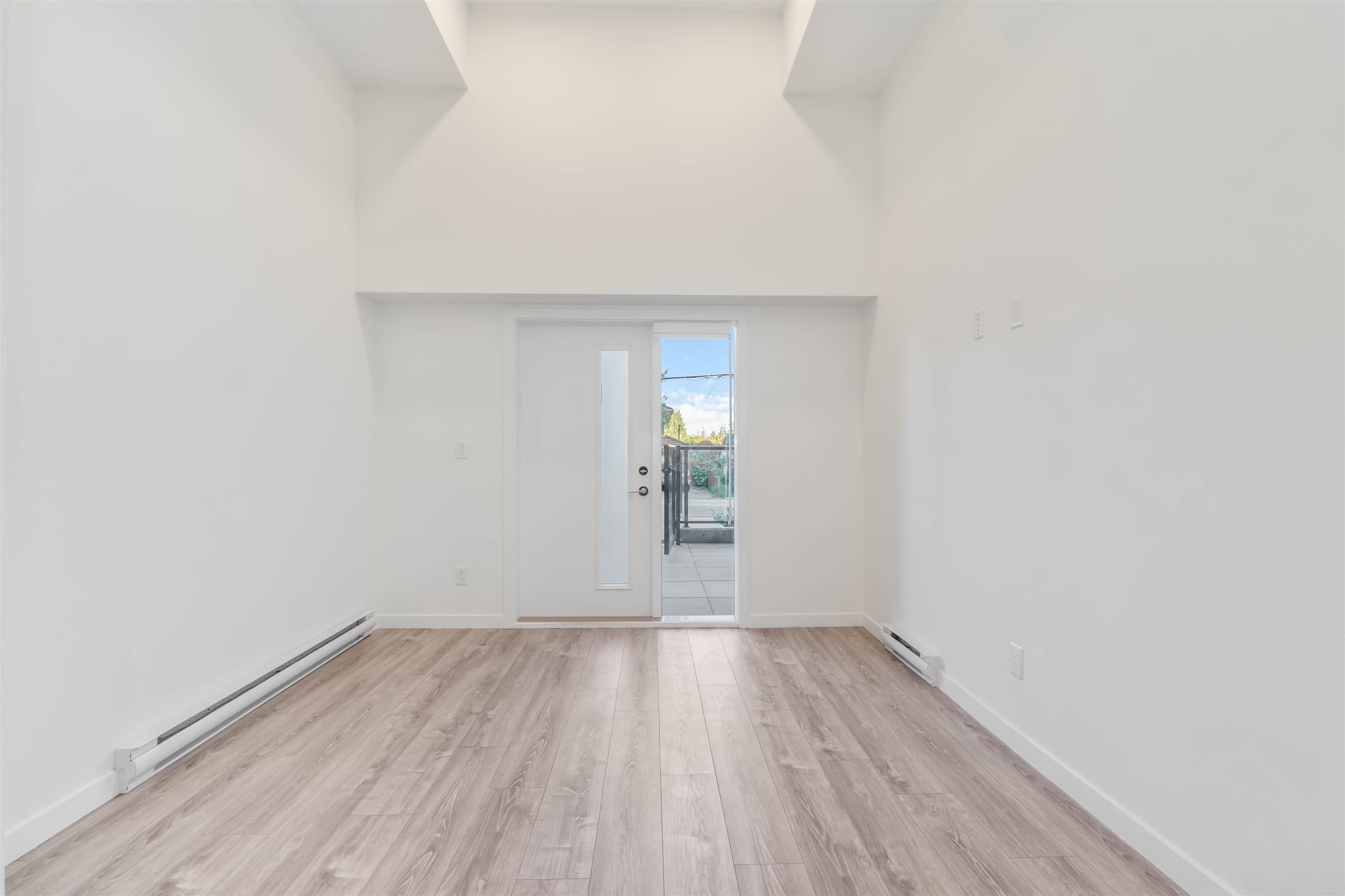 107 - 10829 140 Street, Surrey, V3R 0H4 — photo 5