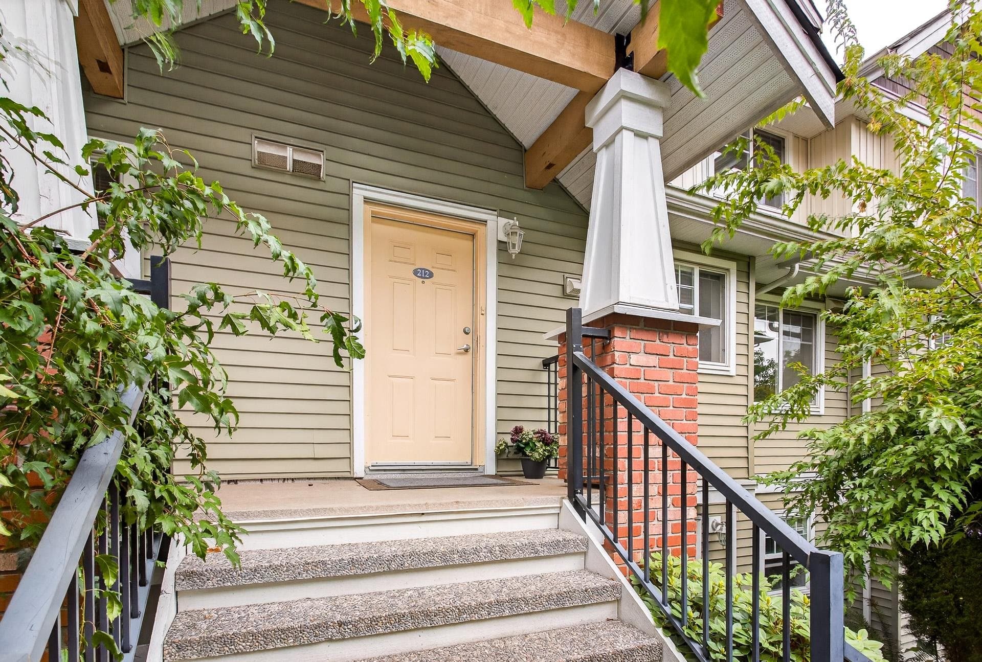 212 - 1567 Grant Avenue, Port Coquitlam, V3B 1P1 — photo 3