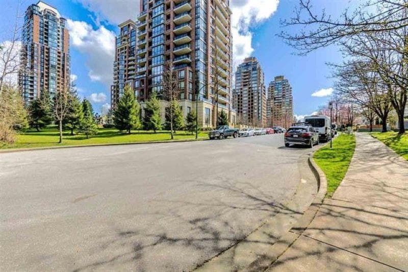 28 - 7345 Sandborne Avenue, Burnaby, V3N 4W6 — photo 2
