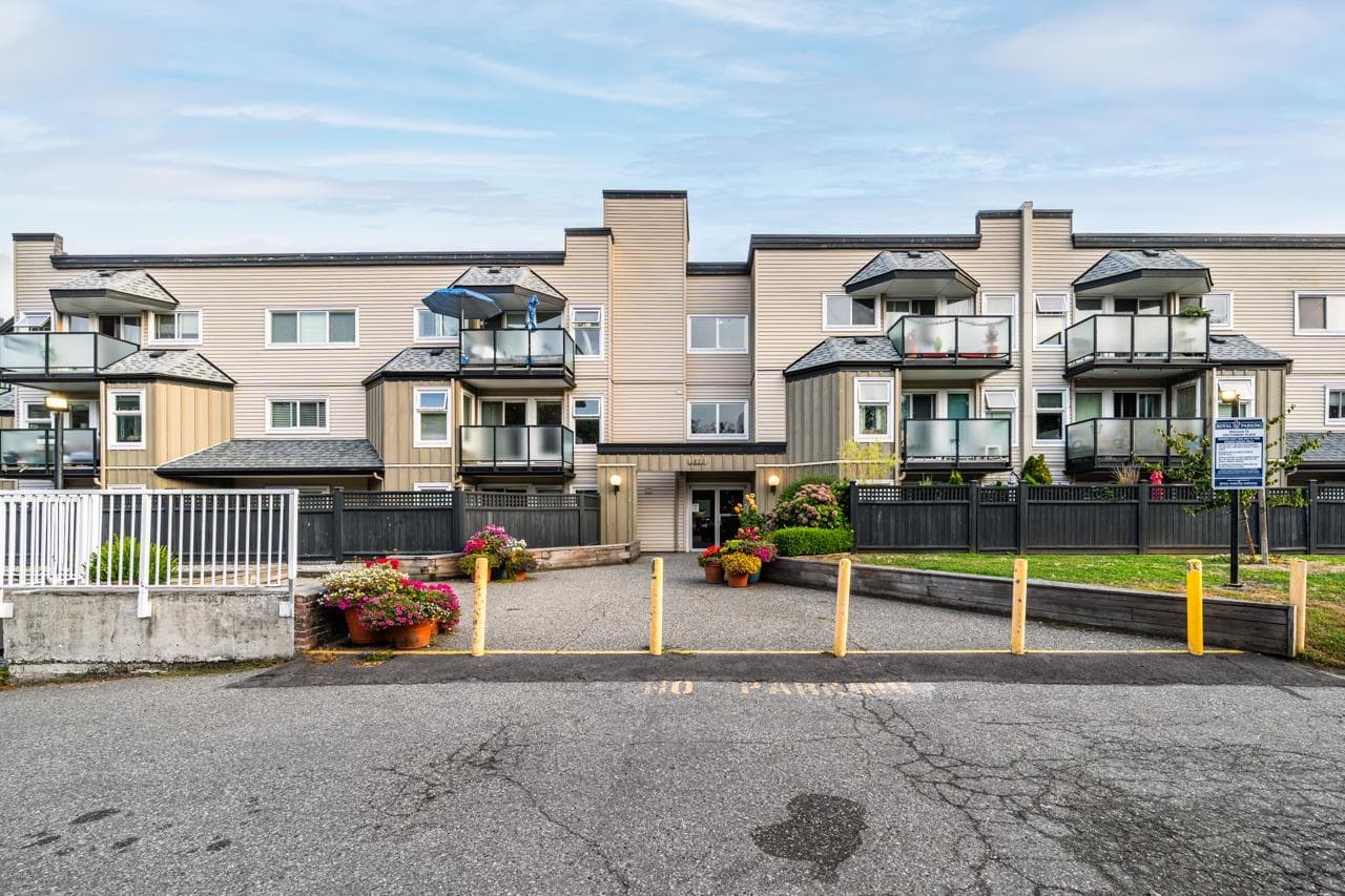 315 - 1850 Southmere Crescent, Surrey, V4A 6Y6 — photo 1