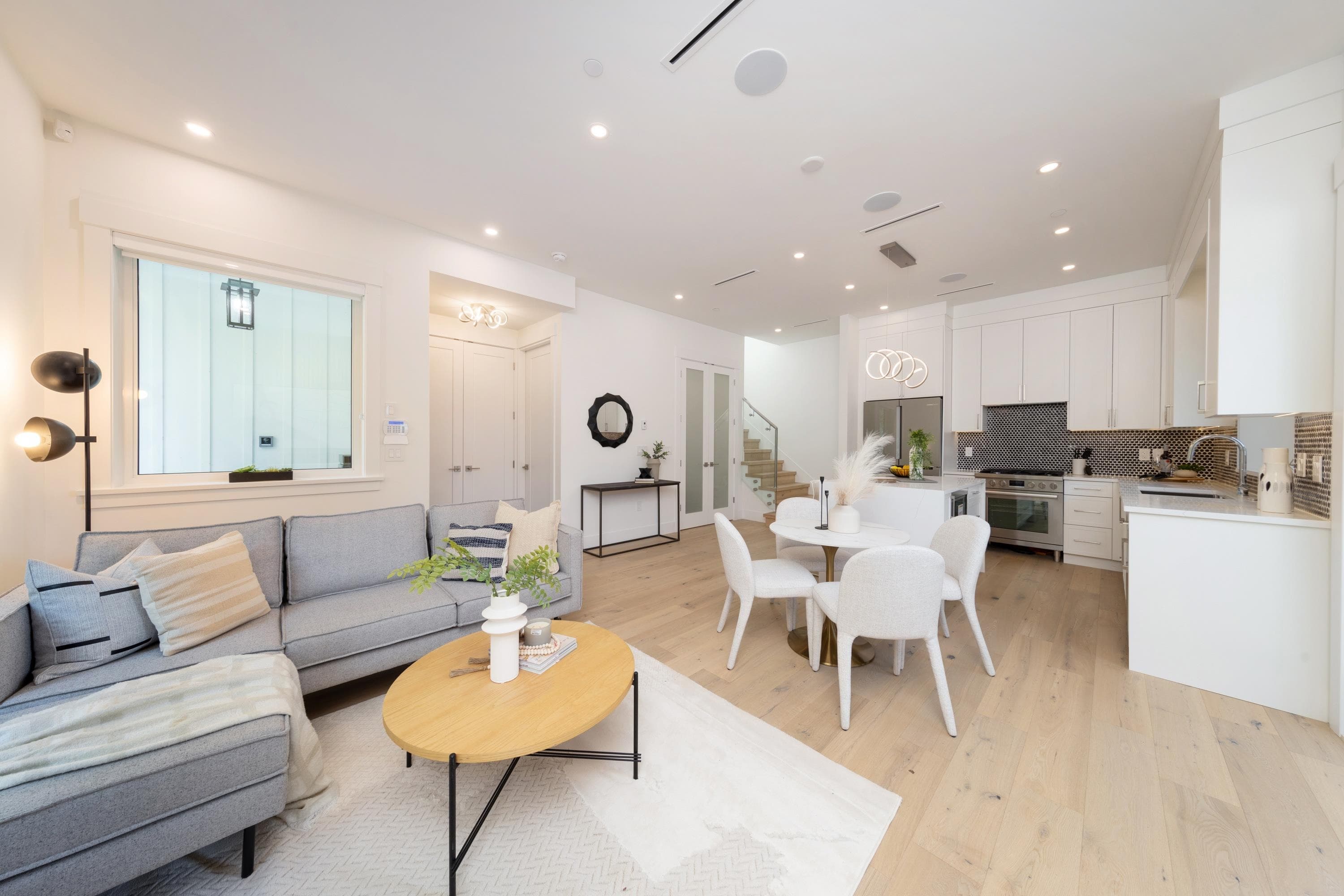 3075 Courtenay Street, Vancouver, V6R 3X8 — photo 3