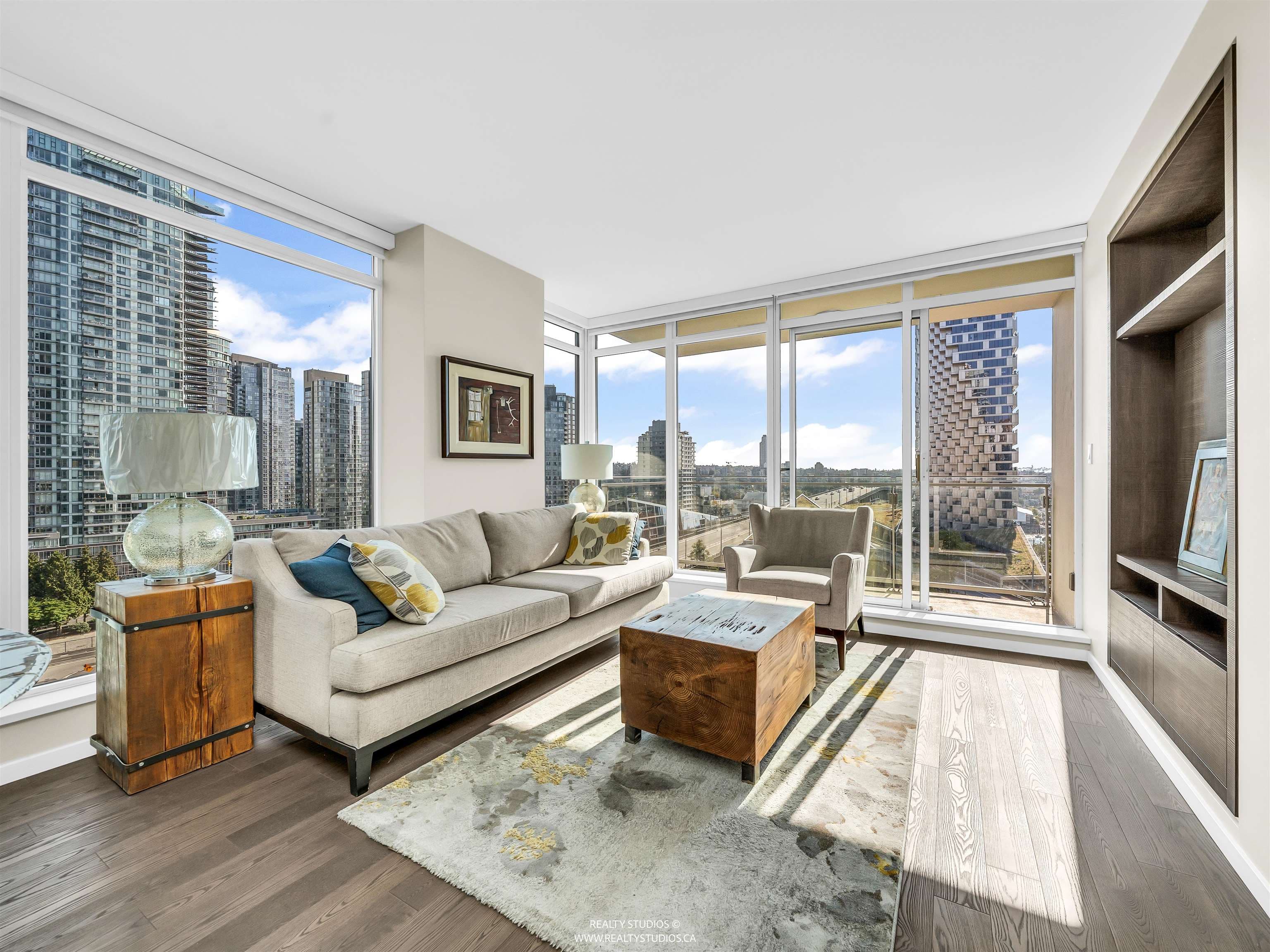 1107 - 1351 Continental Street, Vancouver, V6Z 0C6 — photo 4