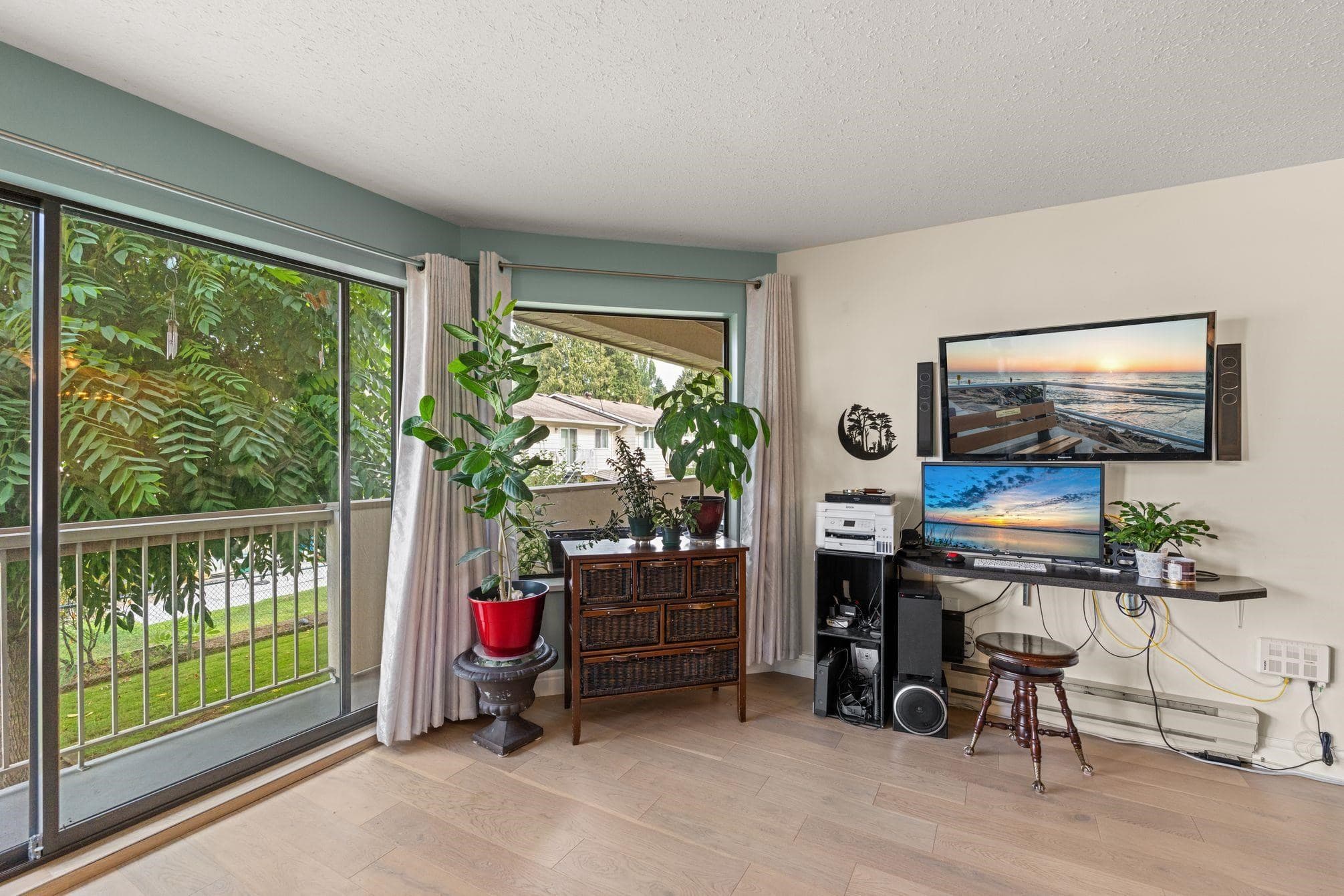 109 - 33233 E Bourquin Crescent, Abbotsford, V2S 1Y2 — photo 3