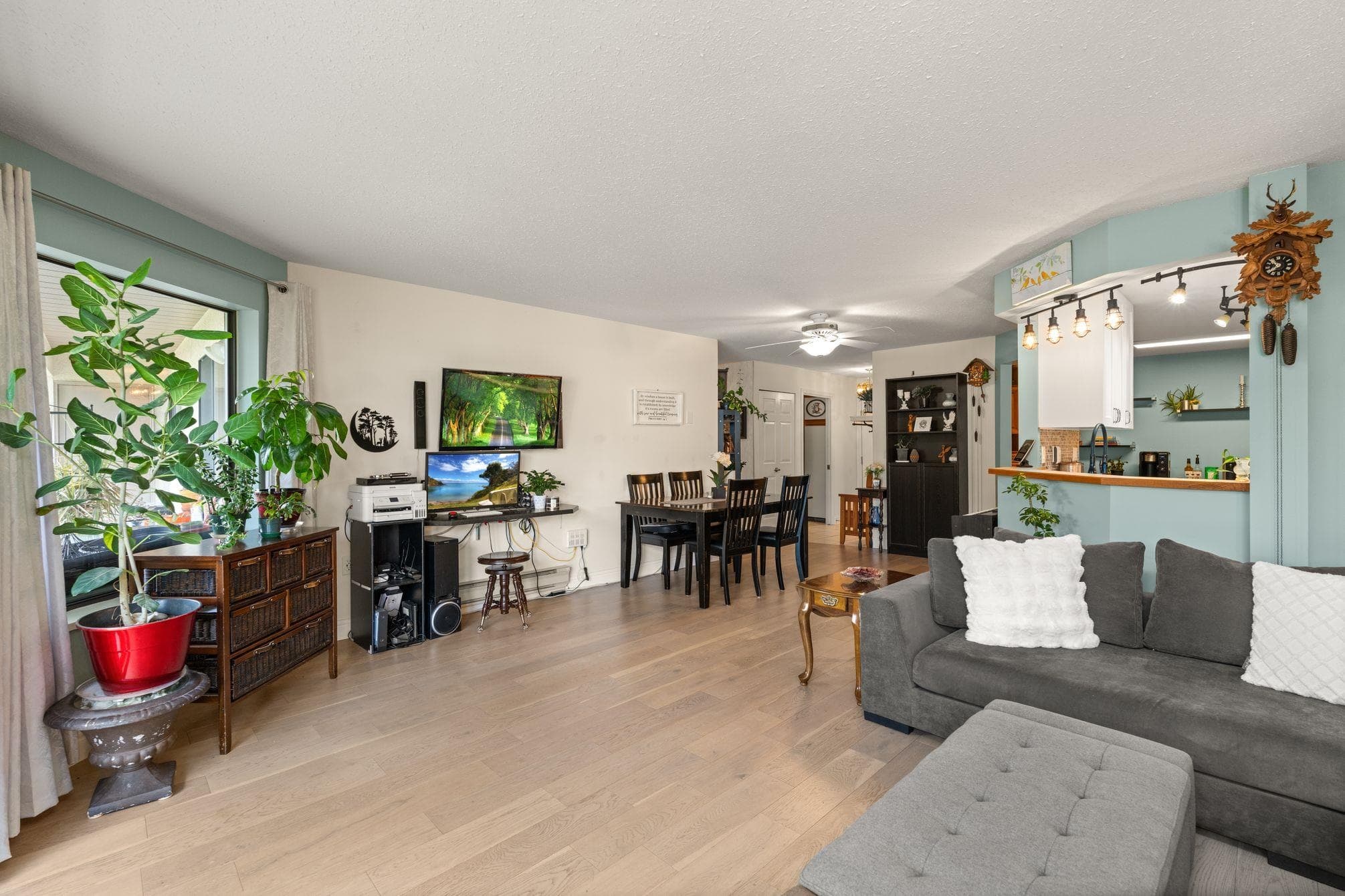 109 - 33233 E Bourquin Crescent, Abbotsford, V2S 1Y2 — photo 4
