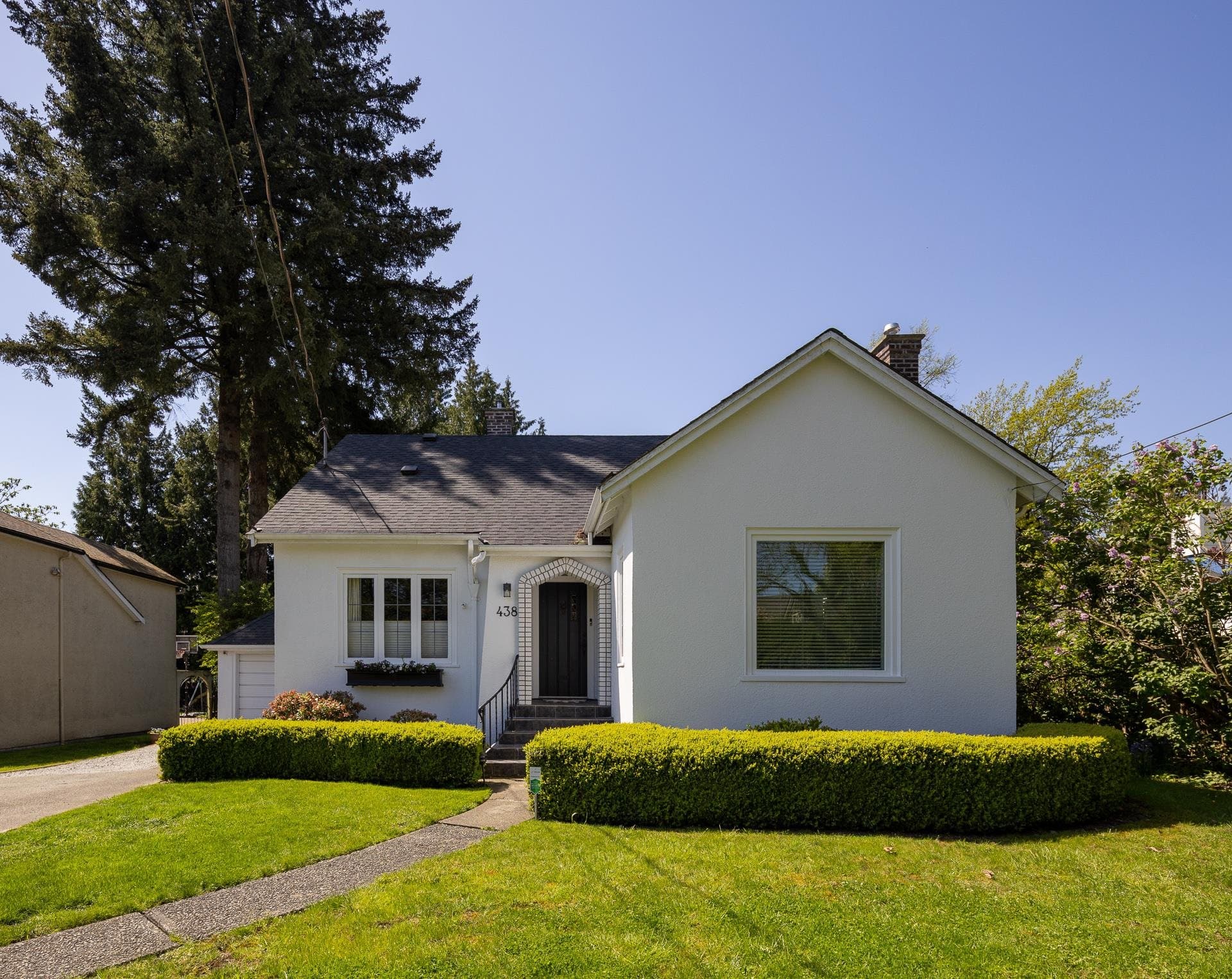 438 4th Street, New Westminster, V3L 2V4 — photo 2