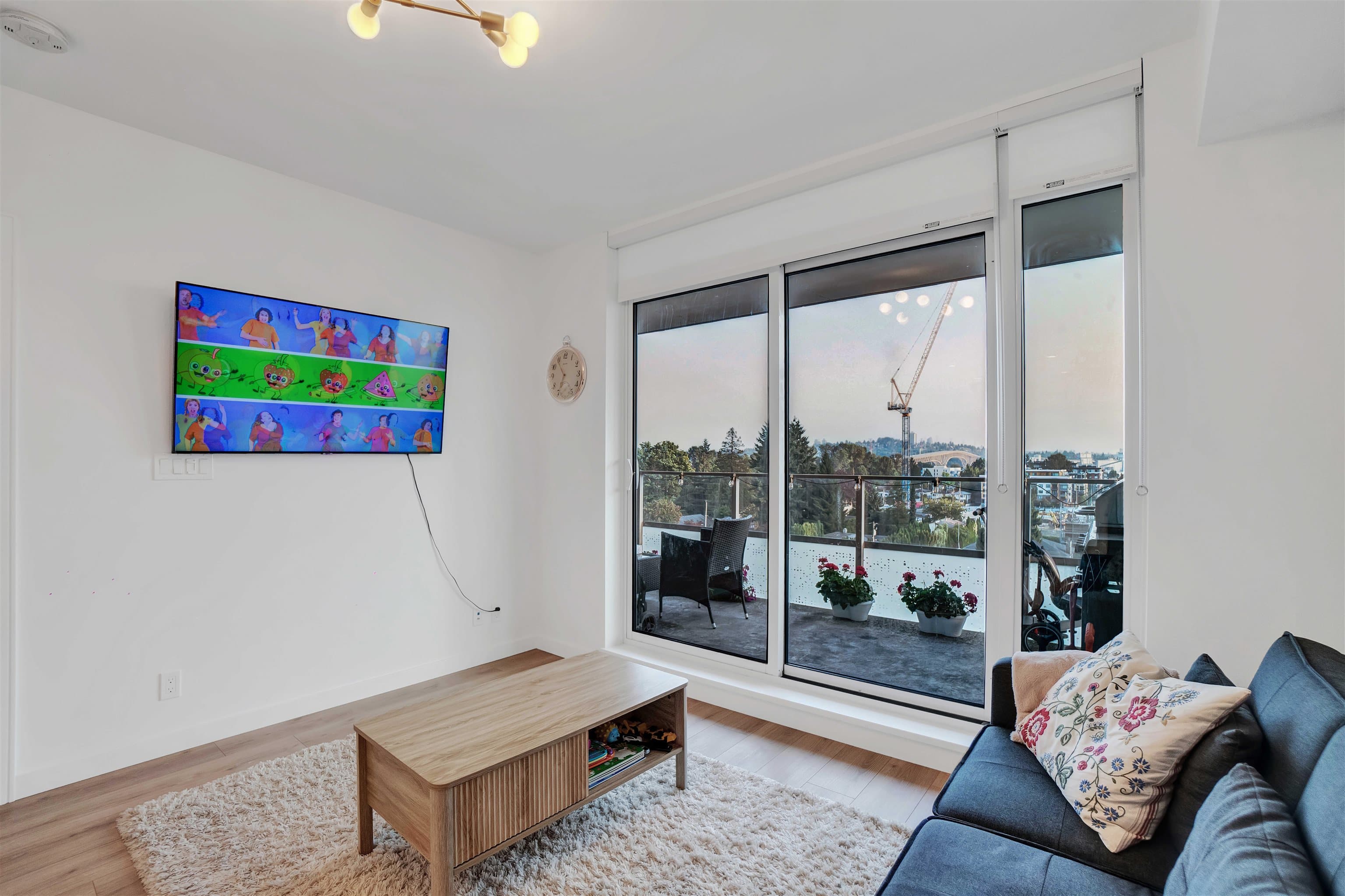 614 - 1500 Fern Street, North Vancouver, V7J 0E6 — photo 5