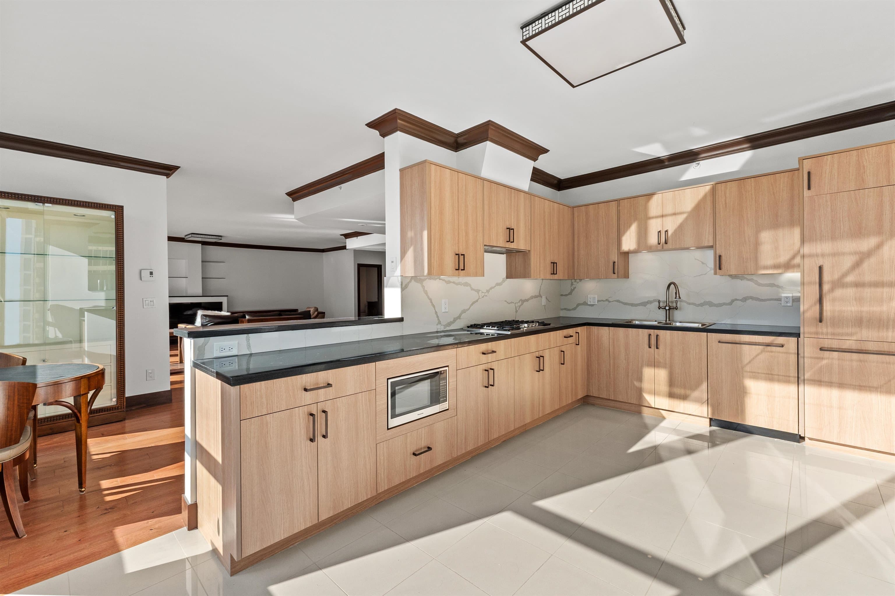 2001 - 1239 W Georgia Street, Vancouver, V6E 4R8 — photo 4