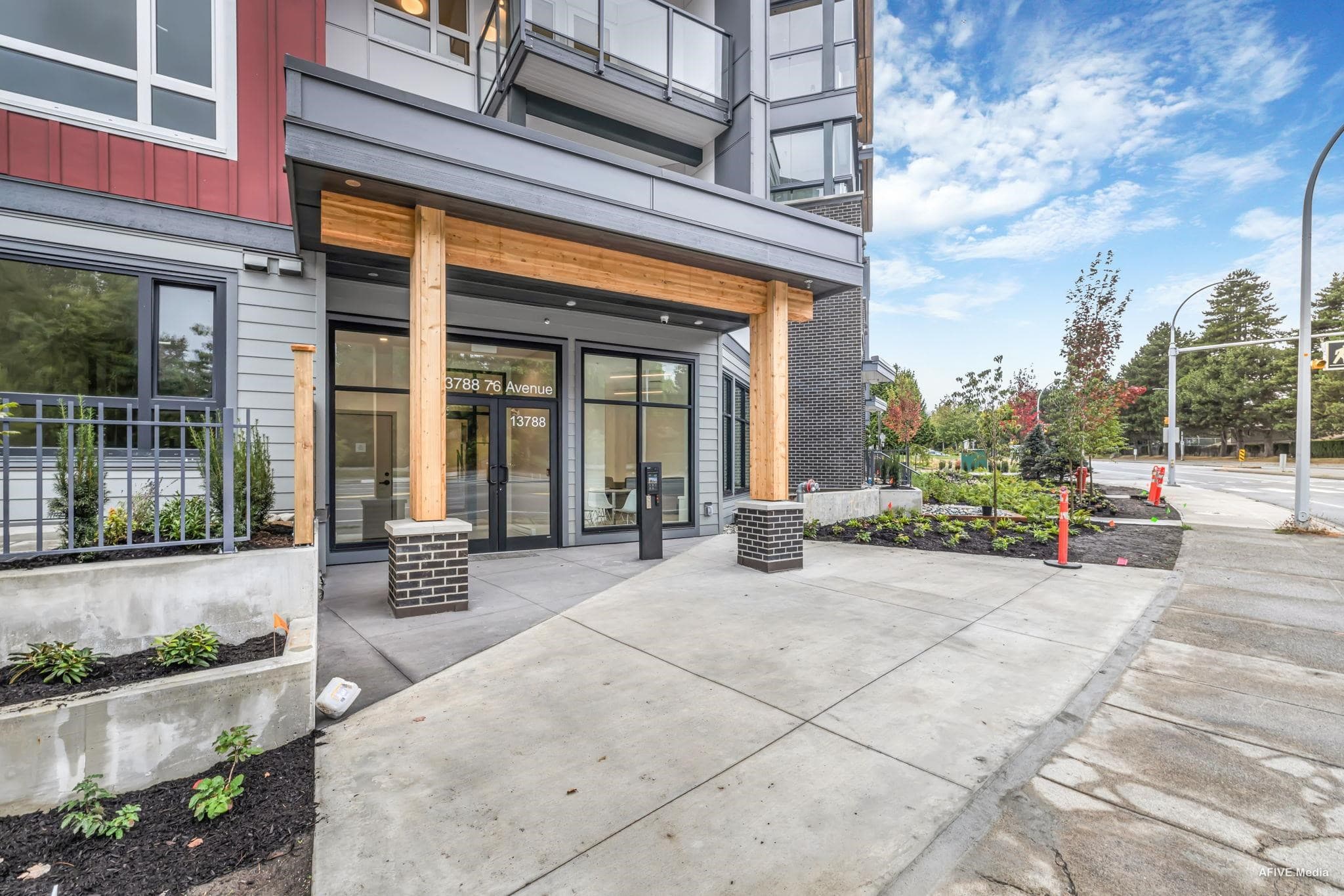 122 - 13788 76 Avenue, Surrey, V3W 8J5 — photo 2
