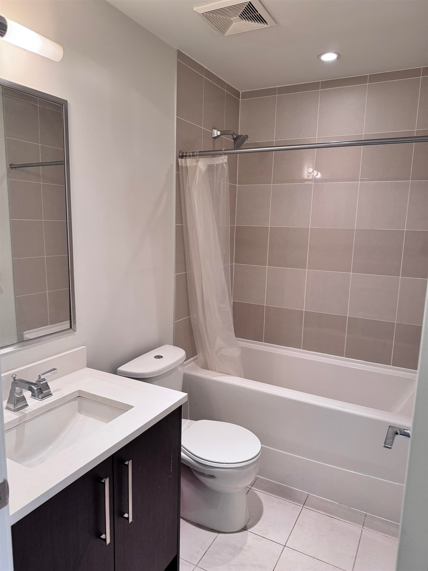 406 - 8485 New Haven Close, Burnaby, V5J 0B7 — photo 5
