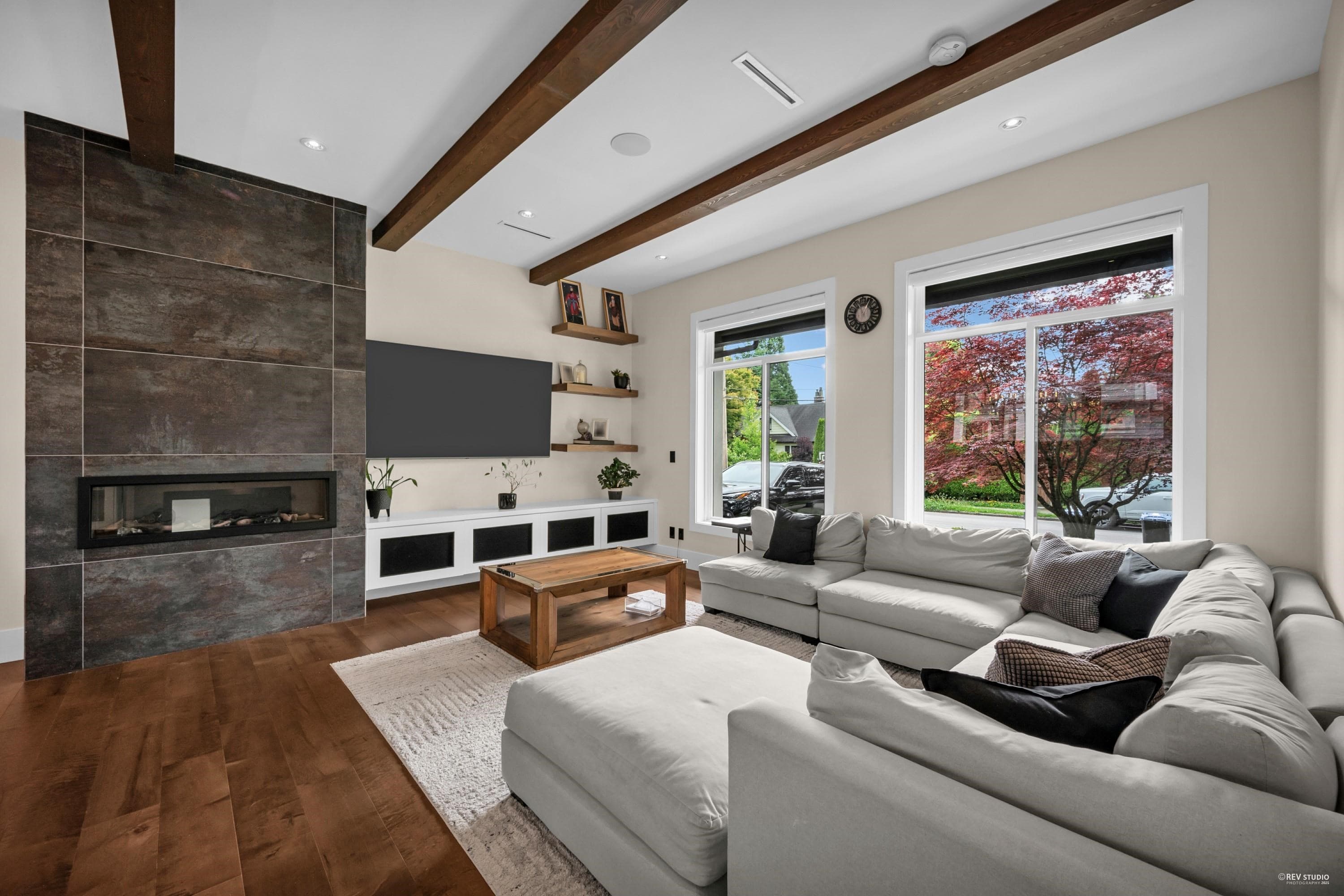 929 Fourth Street, New Westminster, V3L 2X1 — photo 3
