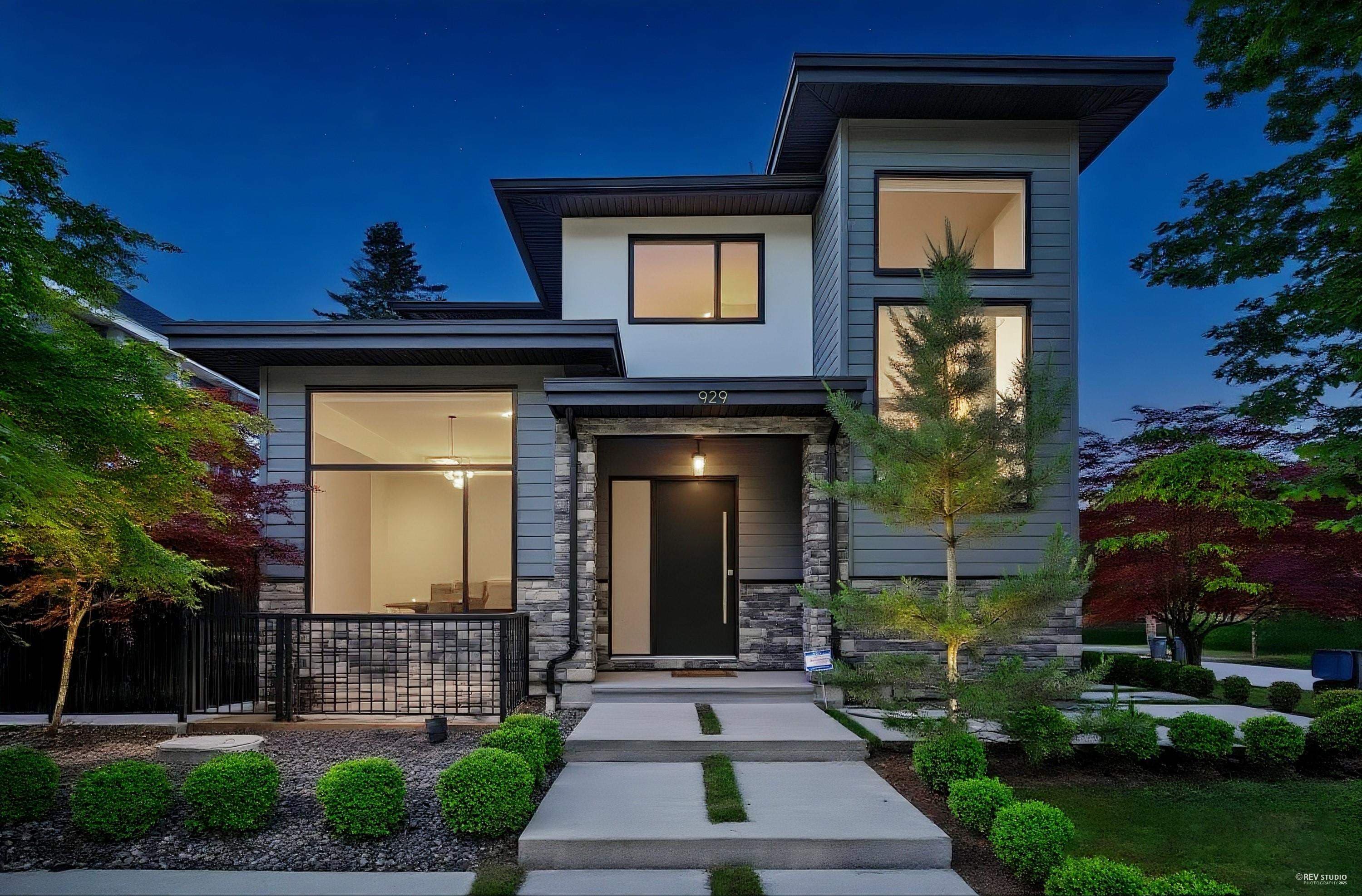 929 Fourth Street, New Westminster — sold