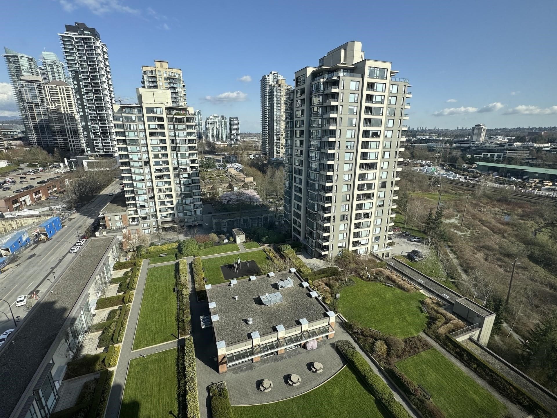 1605 - 4118 Dawson Street, Burnaby, V5C 0A3 — photo 3