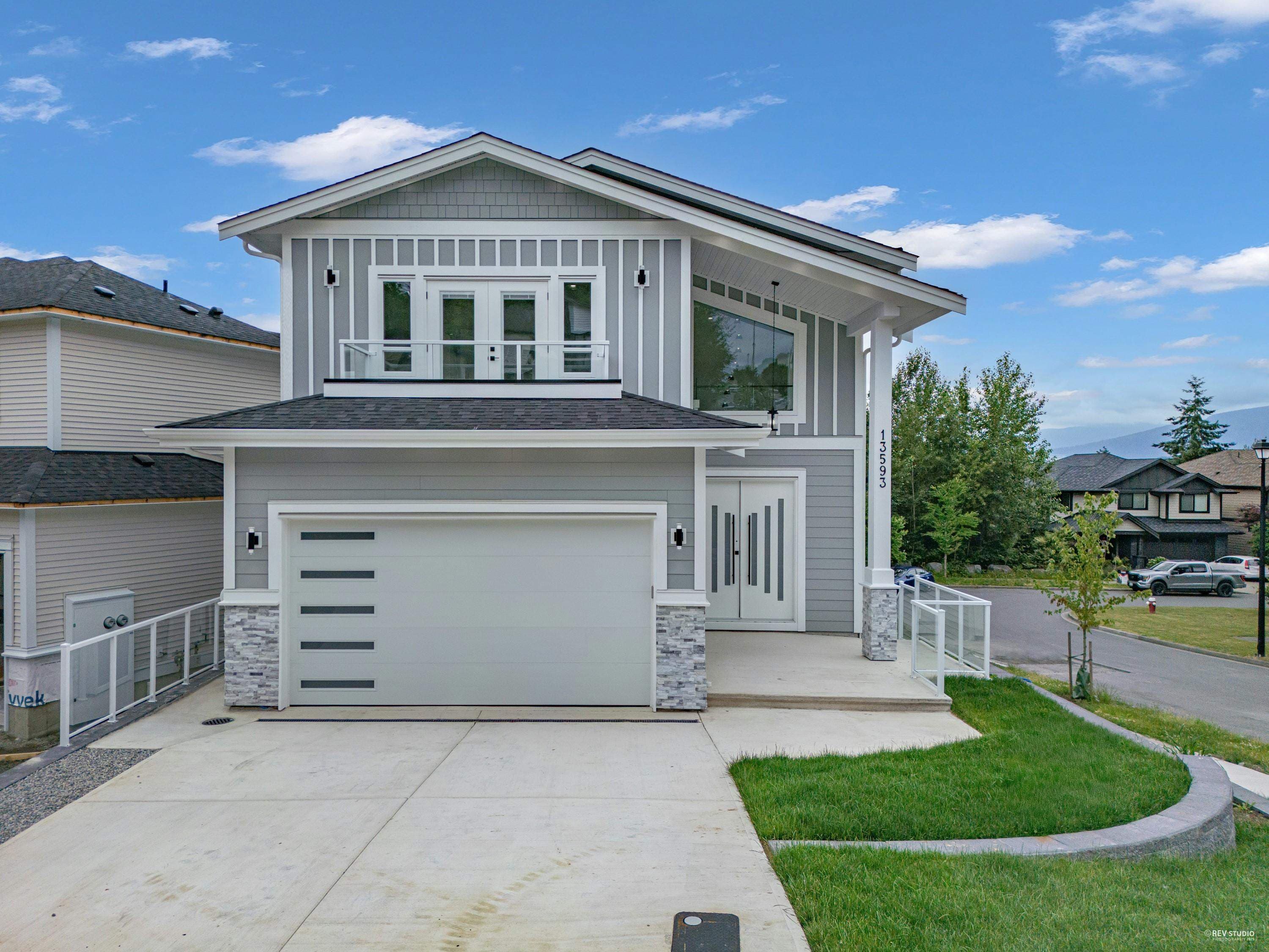 13593 Birdtail Drive, Maple Ridge, V4R 0J2 — photo 2