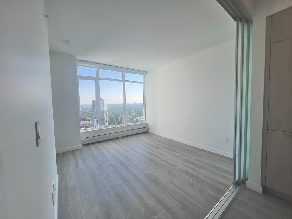 2910 - 13350 Central Avenue Avenue, Surrey, V3T 0S1 — photo 3