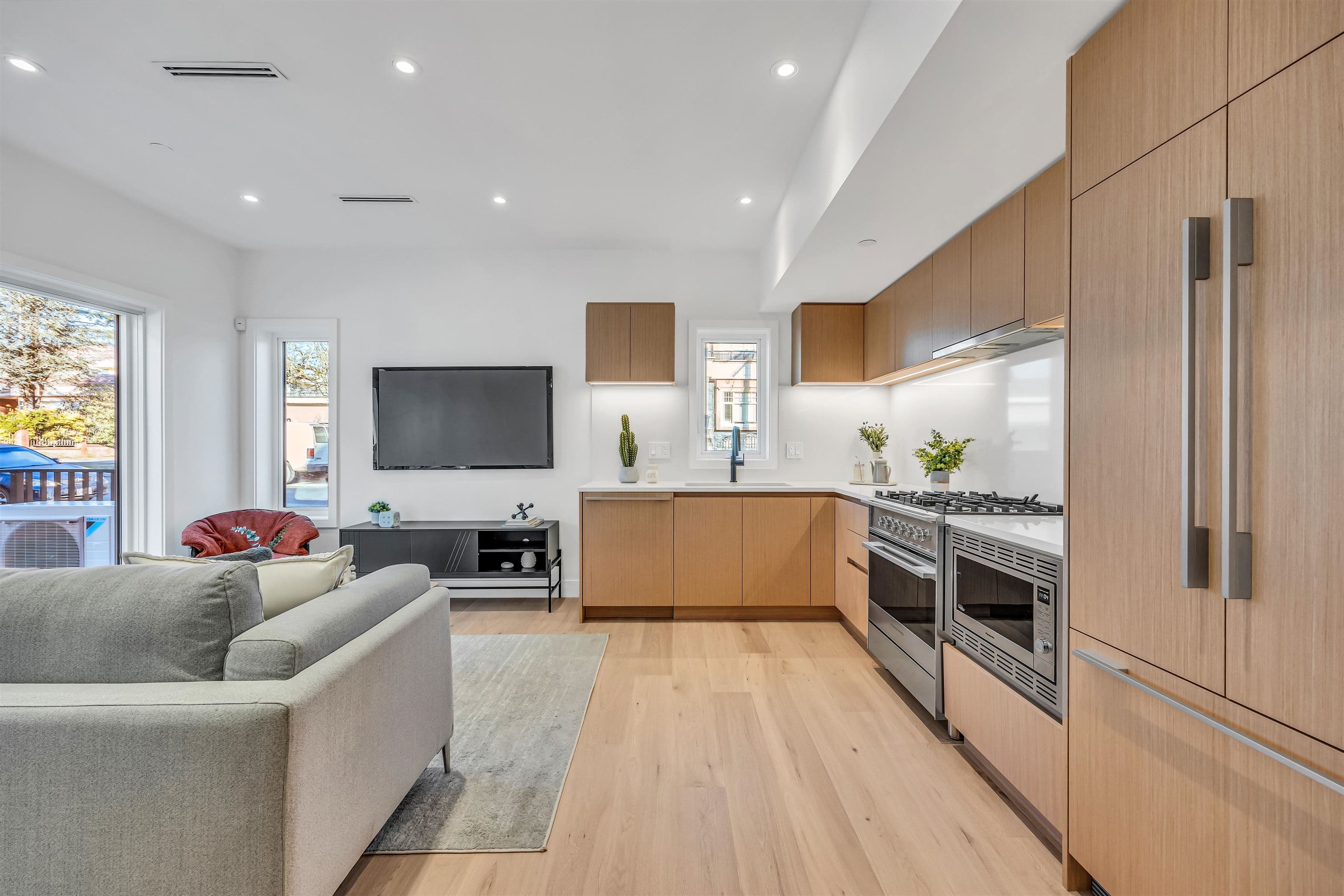 6815 Oak Street, Vancouver, V6P 1H5 — photo 2