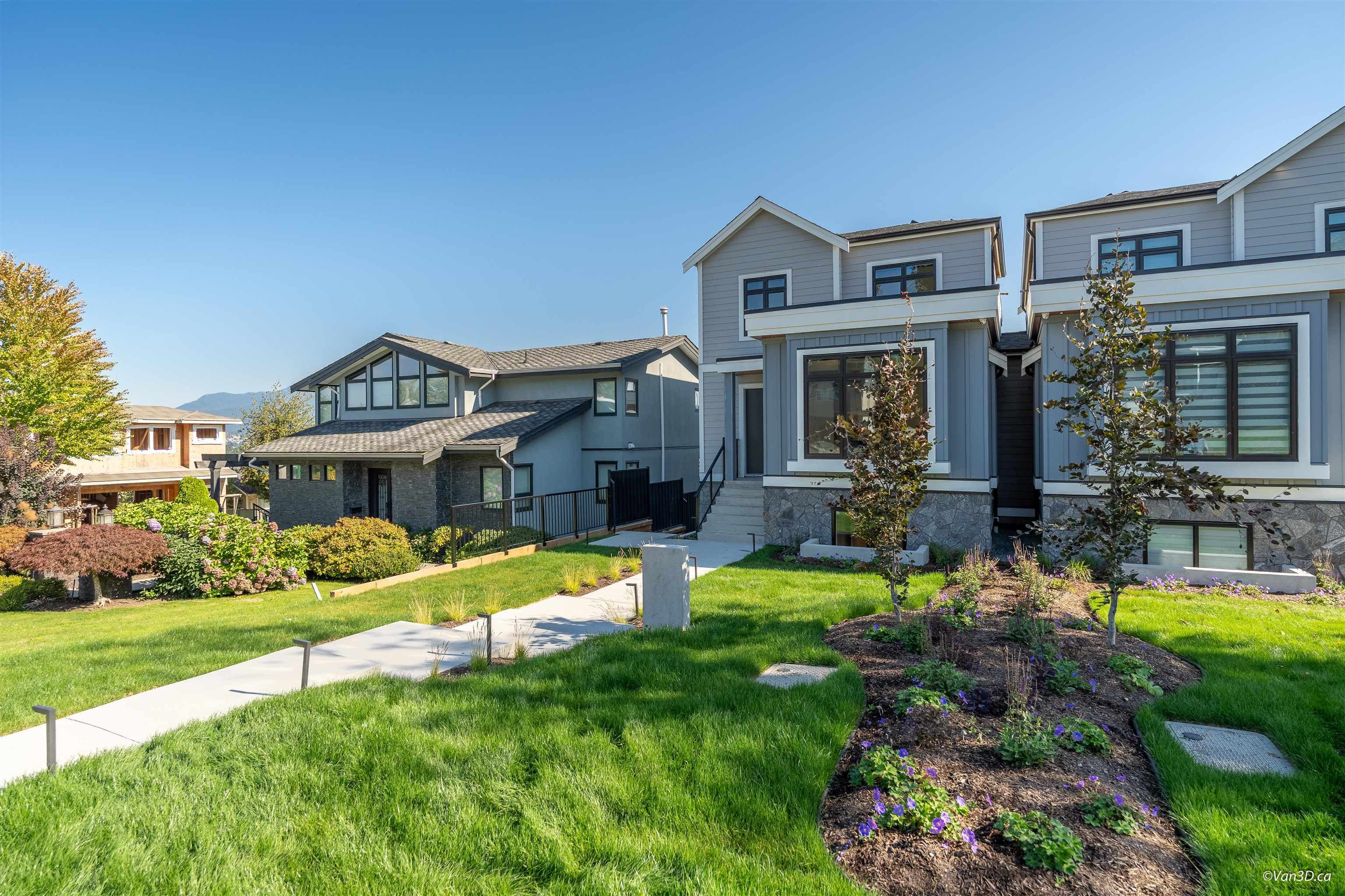 5852 Forglen Drive, Burnaby, V5H 3L3 — photo 3