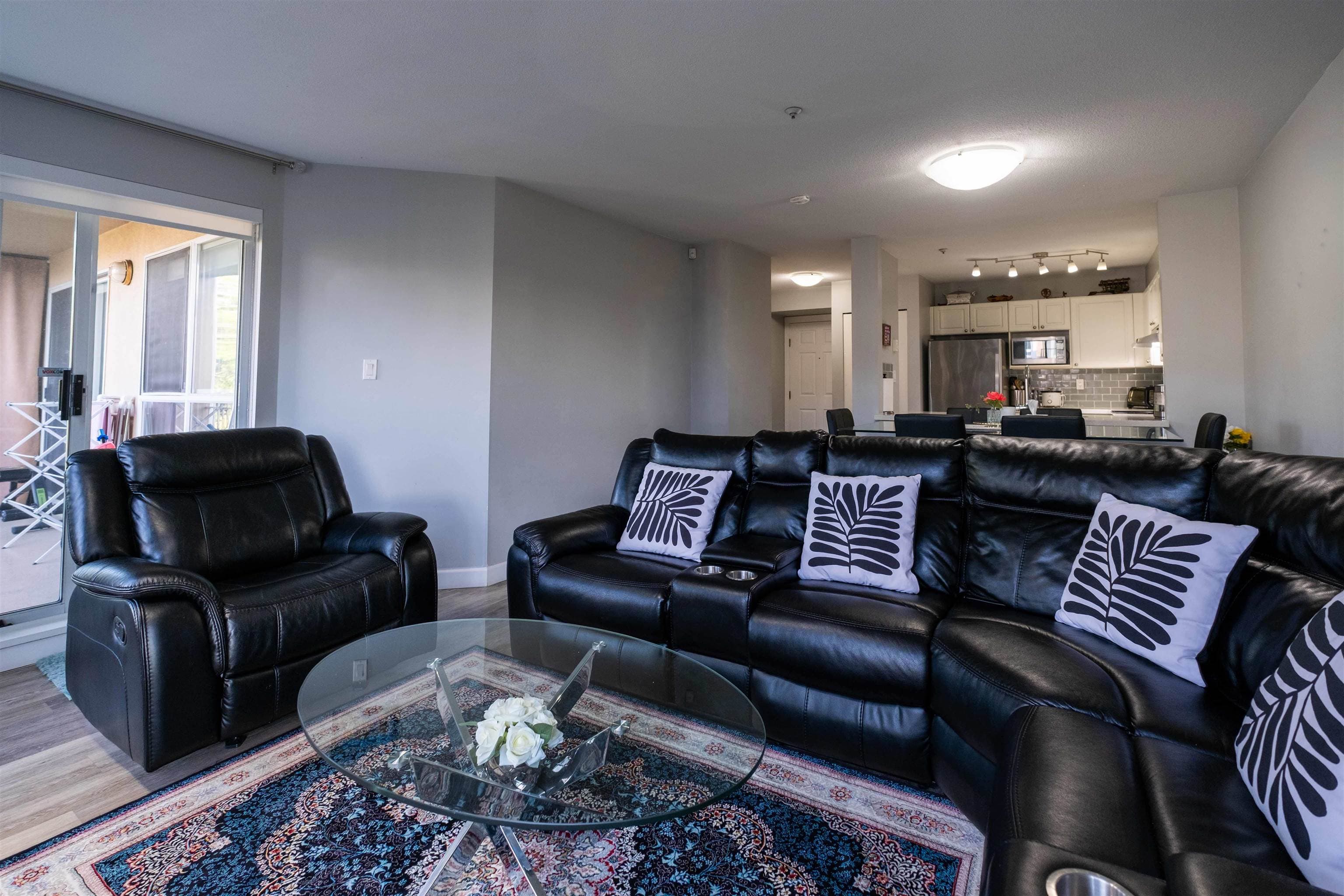 305 - 13733 74 Avenue, Surrey, V3W 1B8 — photo 4