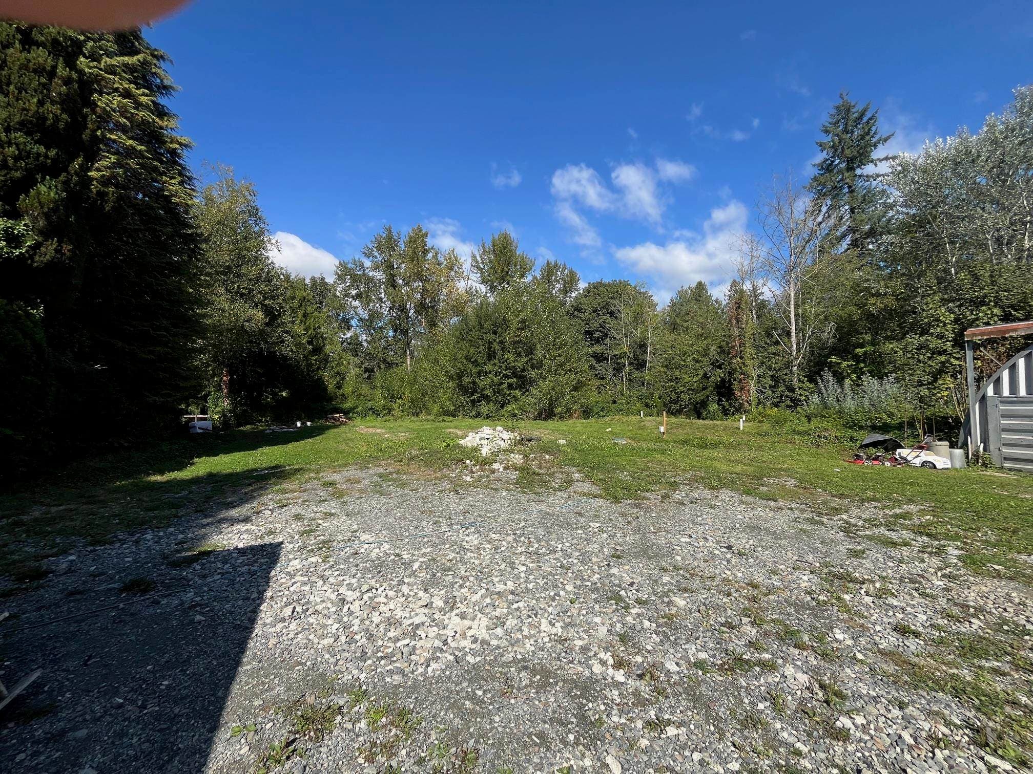 25511 Dewdney Trunk Road, Maple Ridge, V4R 1X8 — photo 3