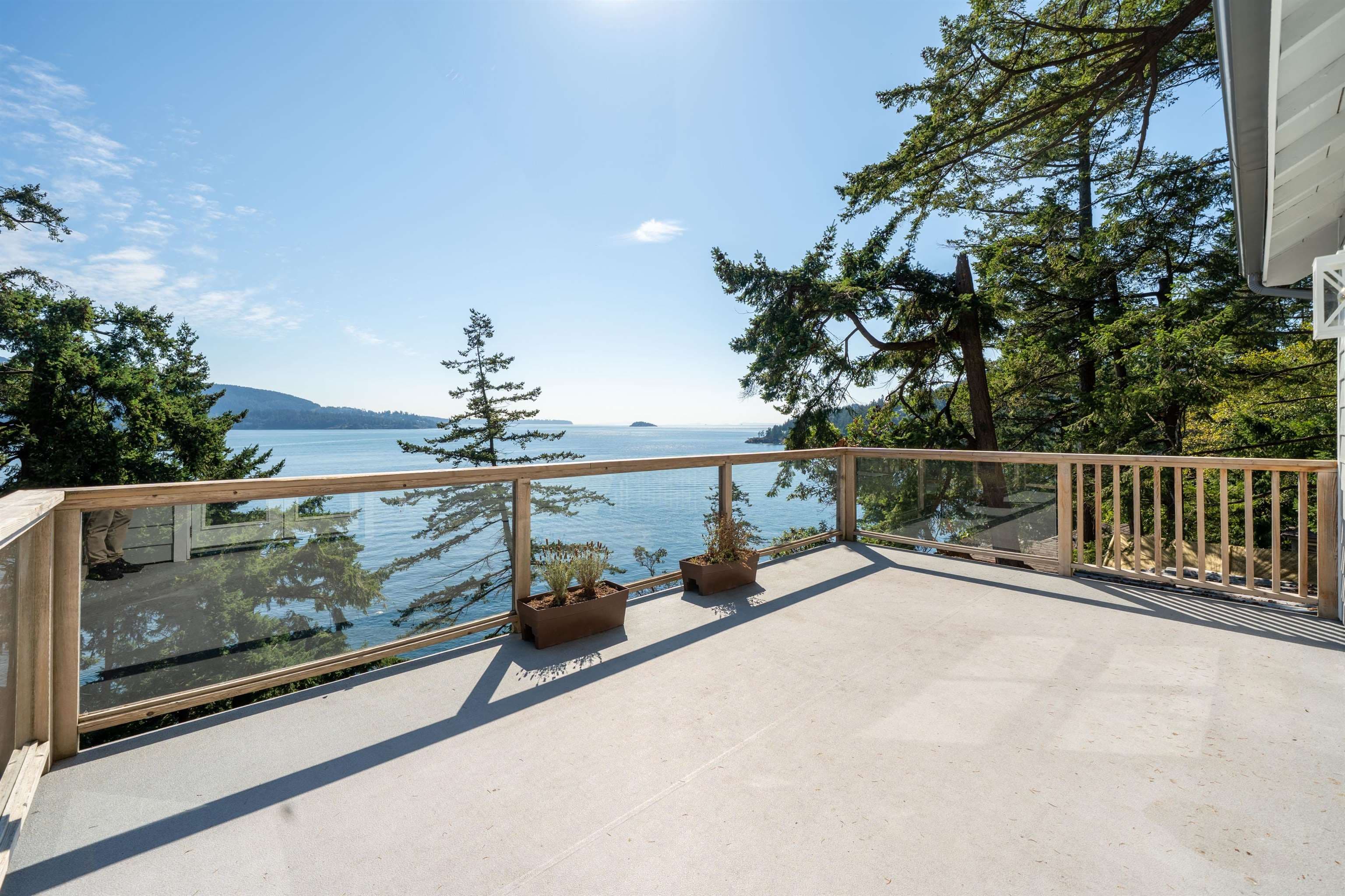 1485 Webb Road, Bowen Island, V0N 1G1 — photo 2