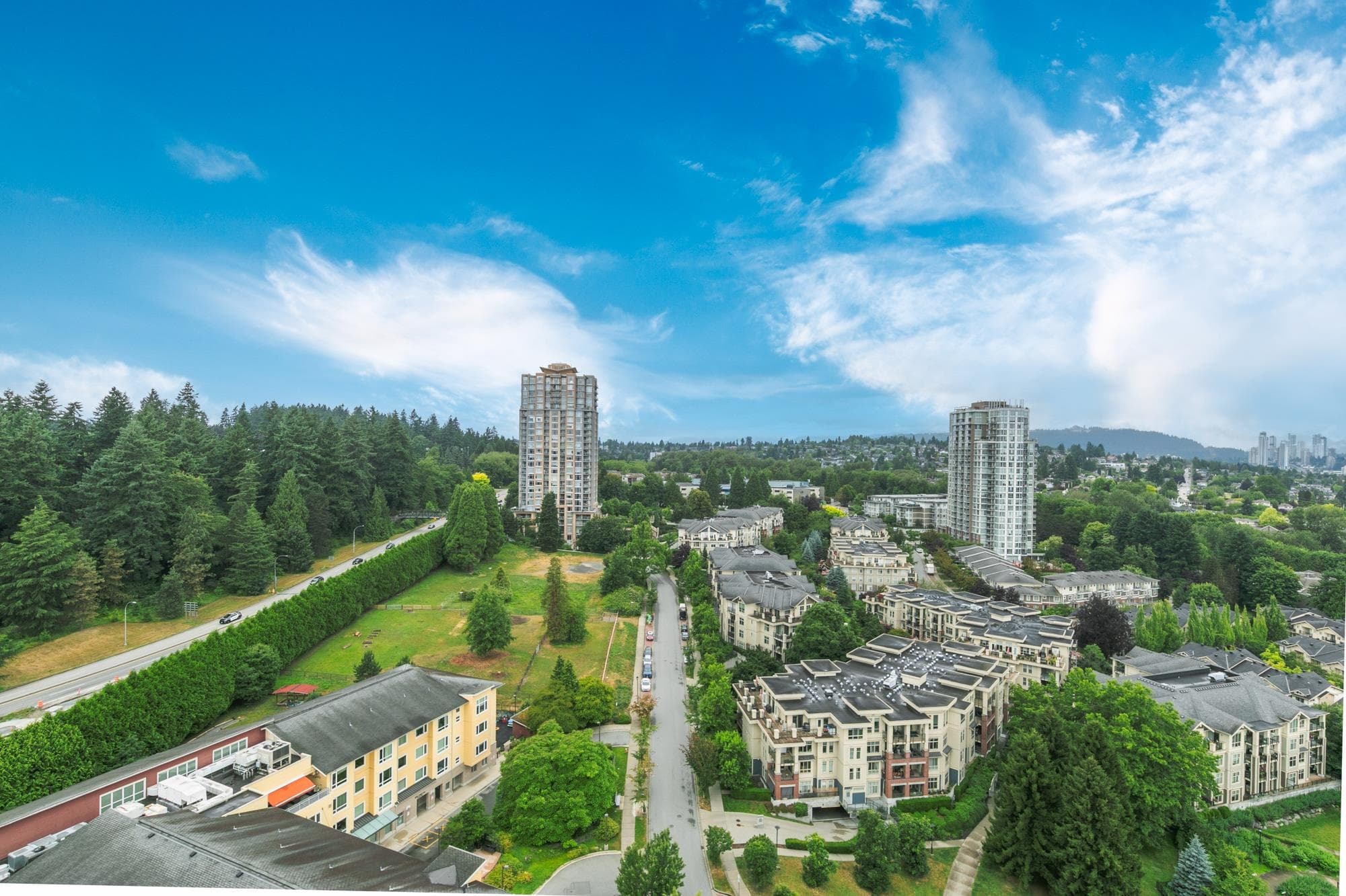 2203 - 15 E Royal Avenue, New Westminster, V3L 0A9 — photo 4