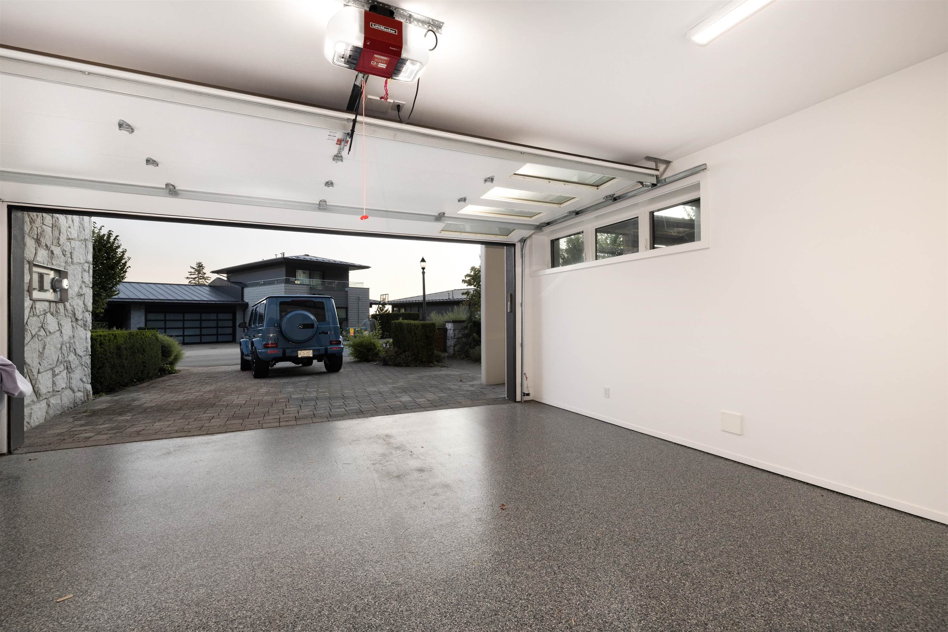 2993 Burfield Place, West Vancouver, V7S 0A9 — photo 5