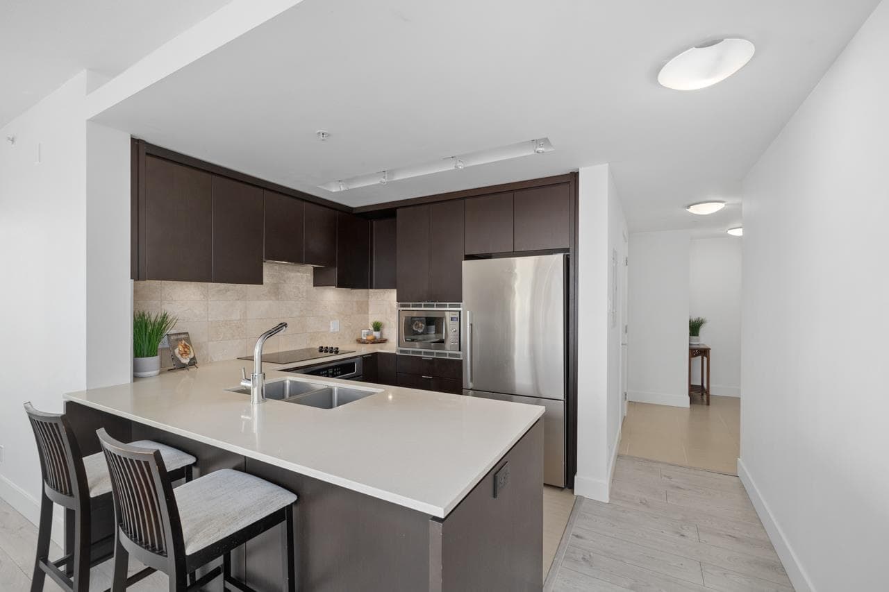 1302 - 158 W 13th Street, North Vancouver, V7M 0A7 — photo 4