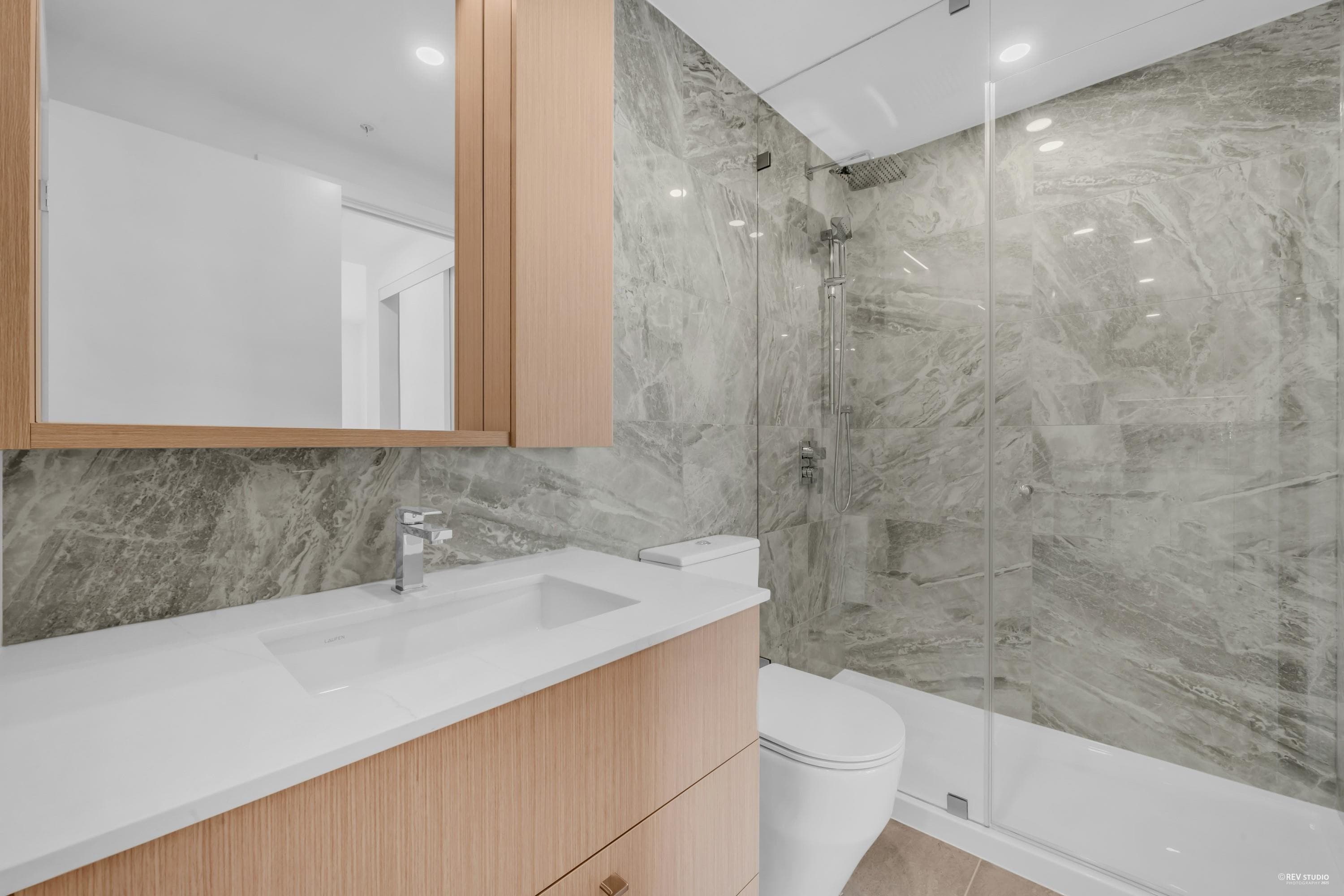 2307 - 6468 Willingdon Avenue, Burnaby, V5H 0L3 — photo 2