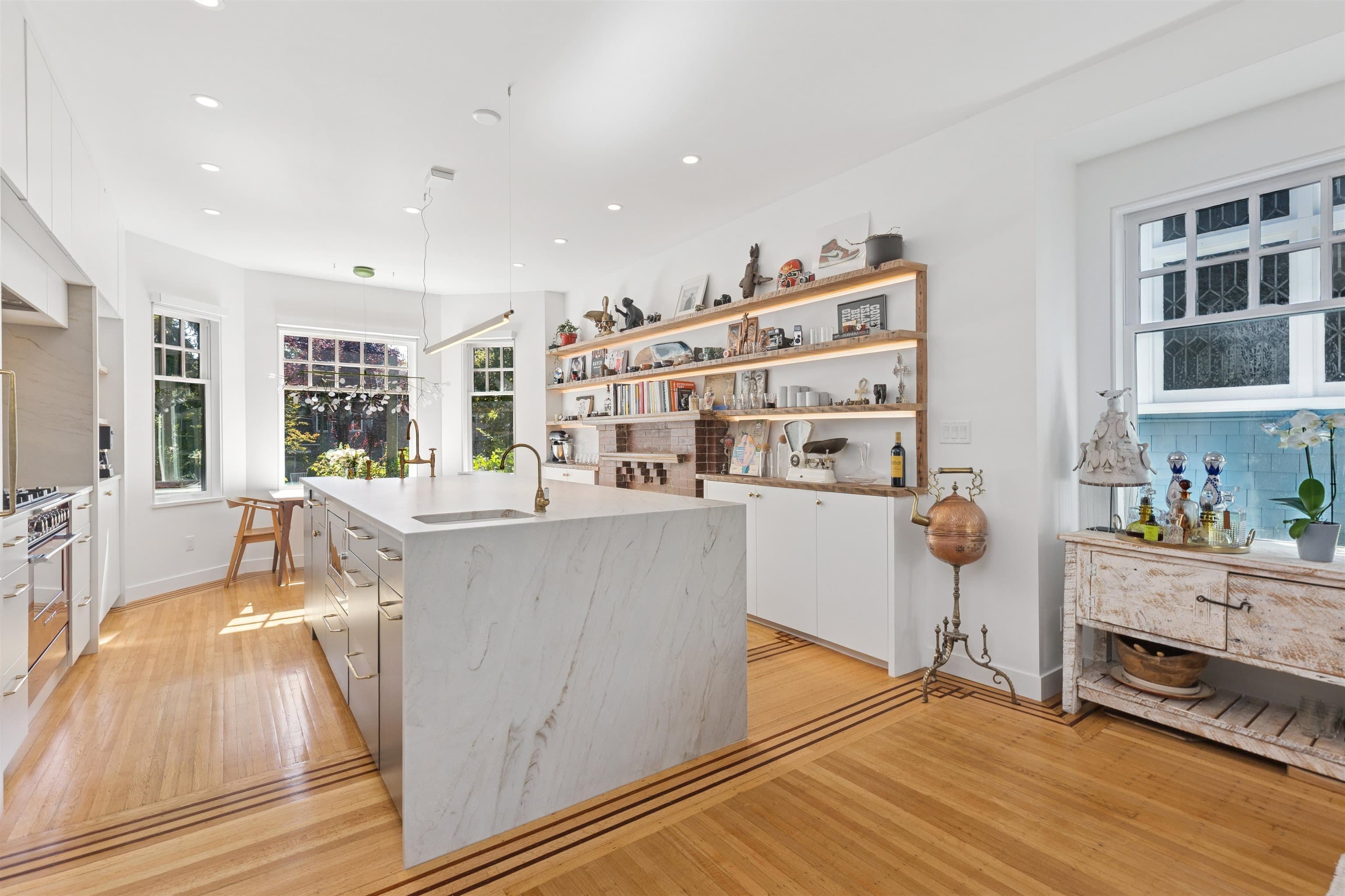 2615 W 2nd Avenue, Vancouver, V6K 1K1 — photo 3