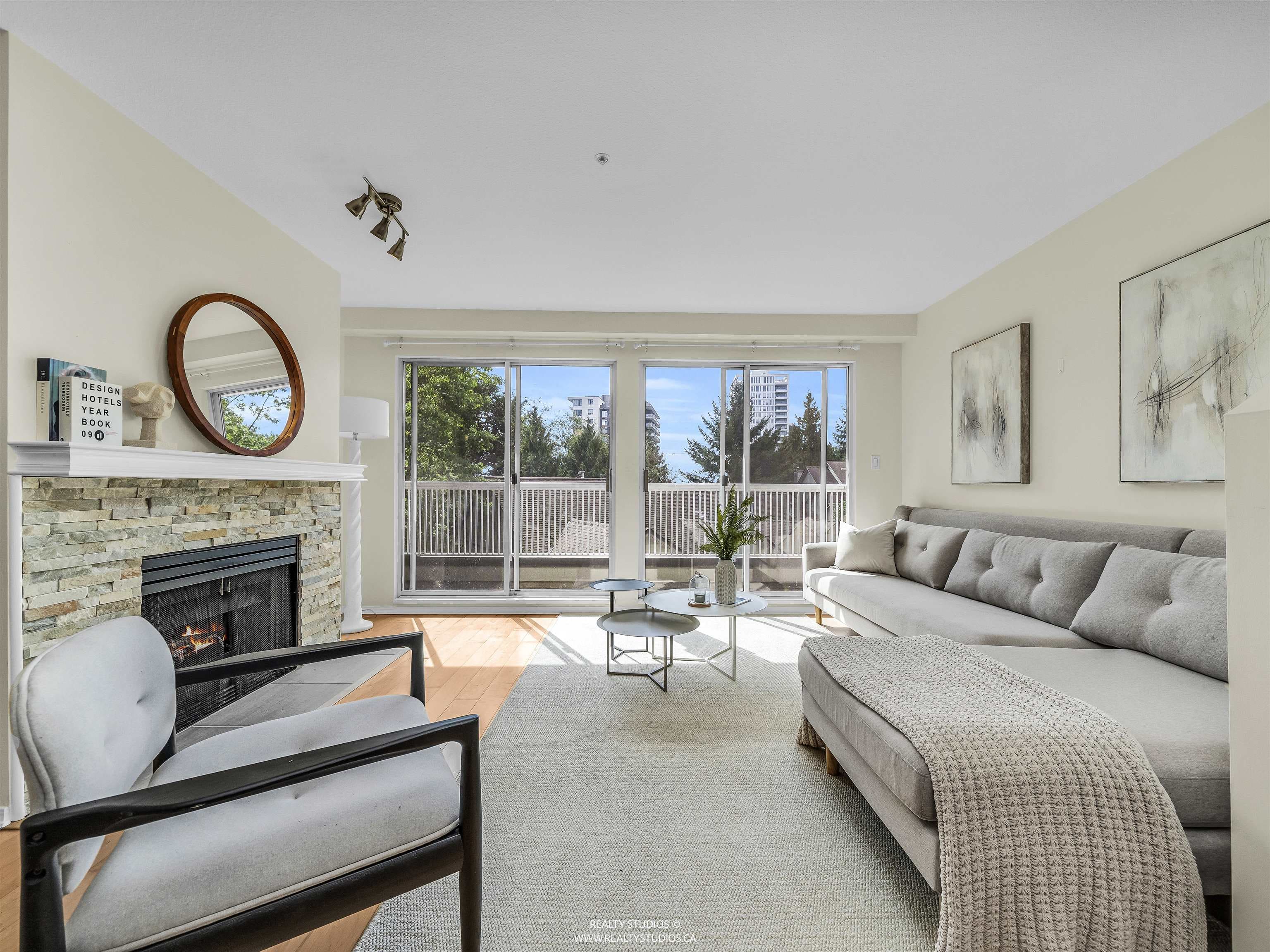 3461 Amberly Place, Vancouver, V5S 4P9 — photo 5