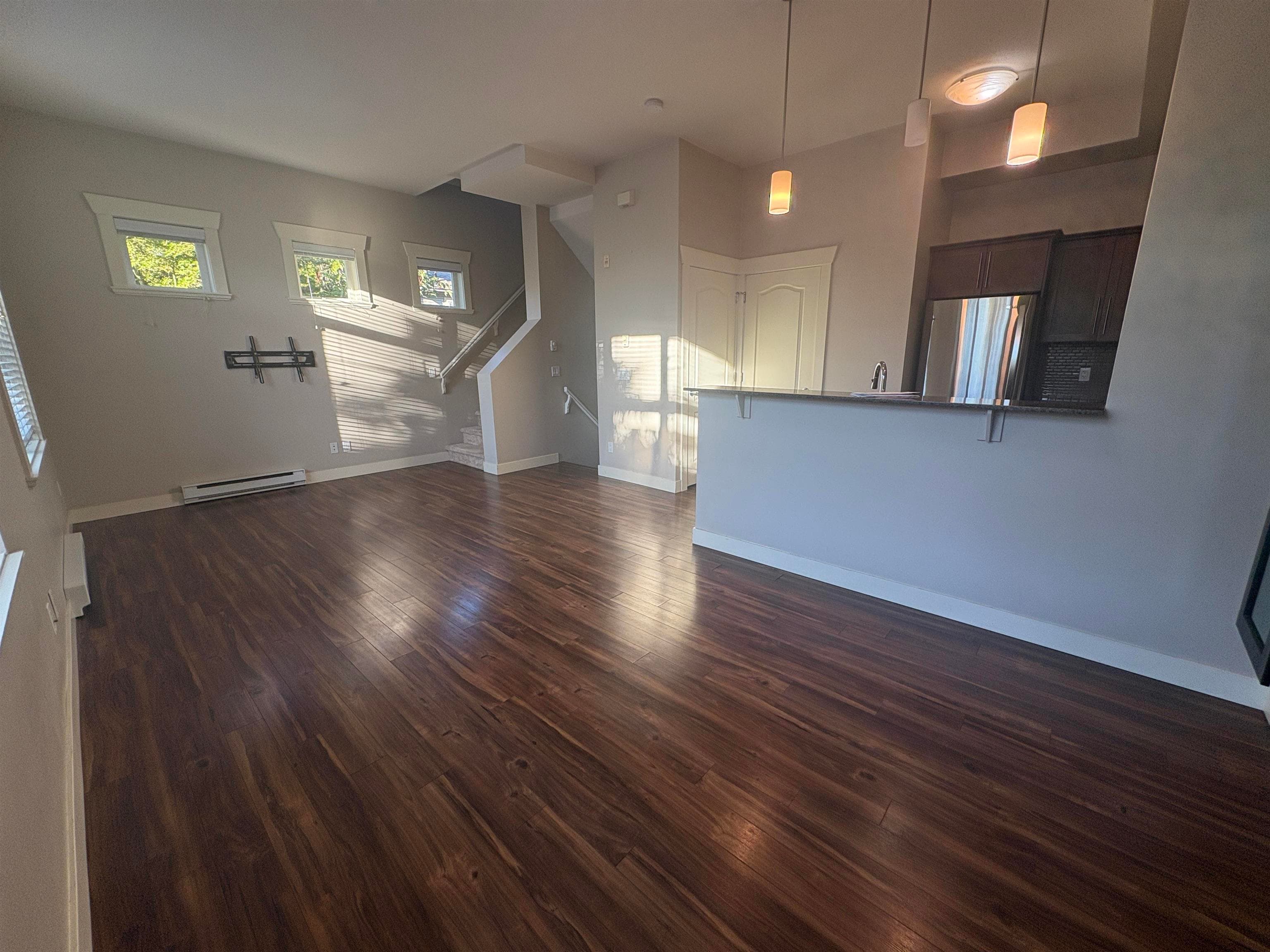 1 - 6538 Elgin Avenue, Burnaby, V5H 3S6 — photo 3