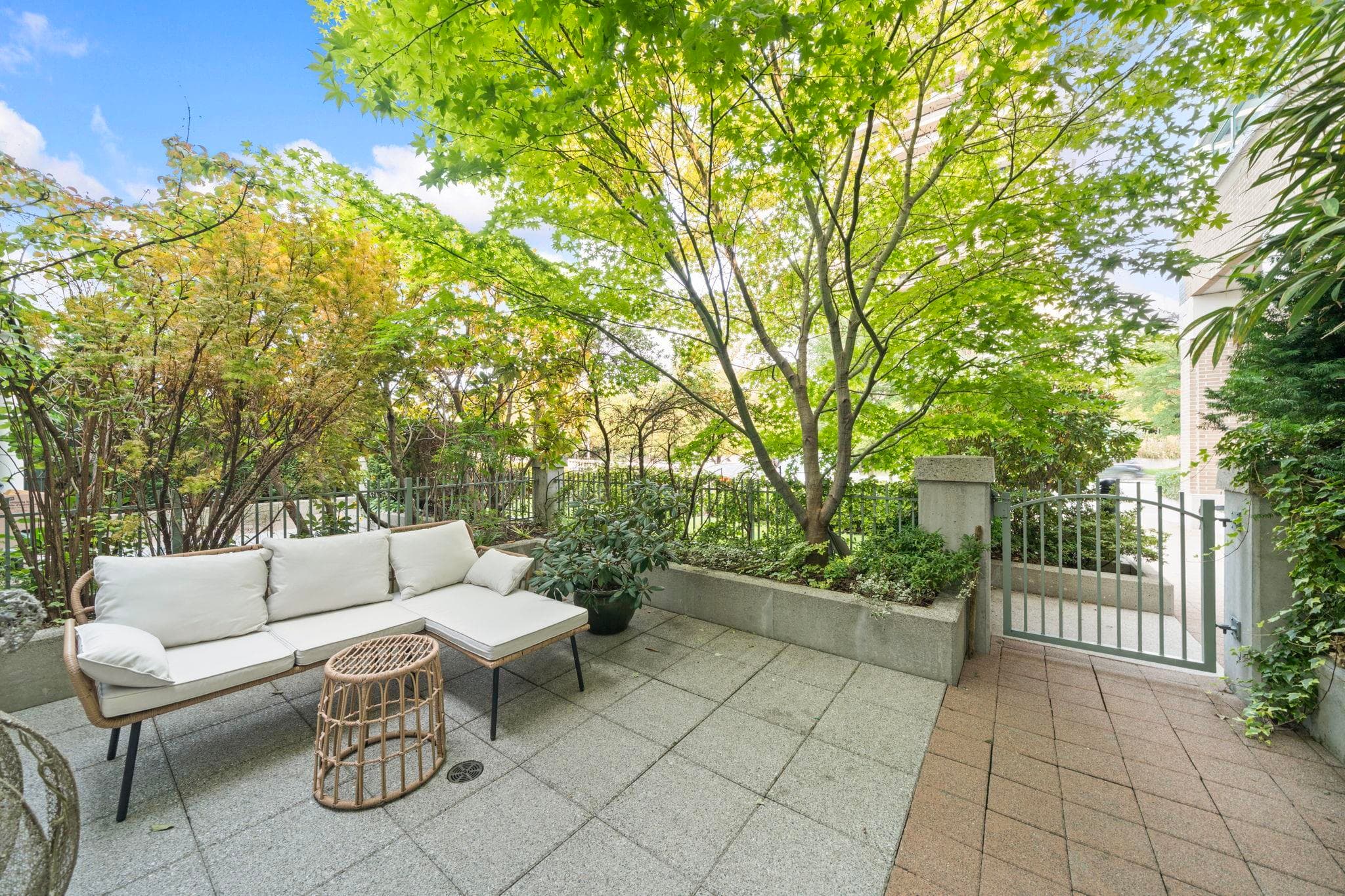1 - 4380 Halifax Street, Burnaby, V5C 6R3 — photo 3